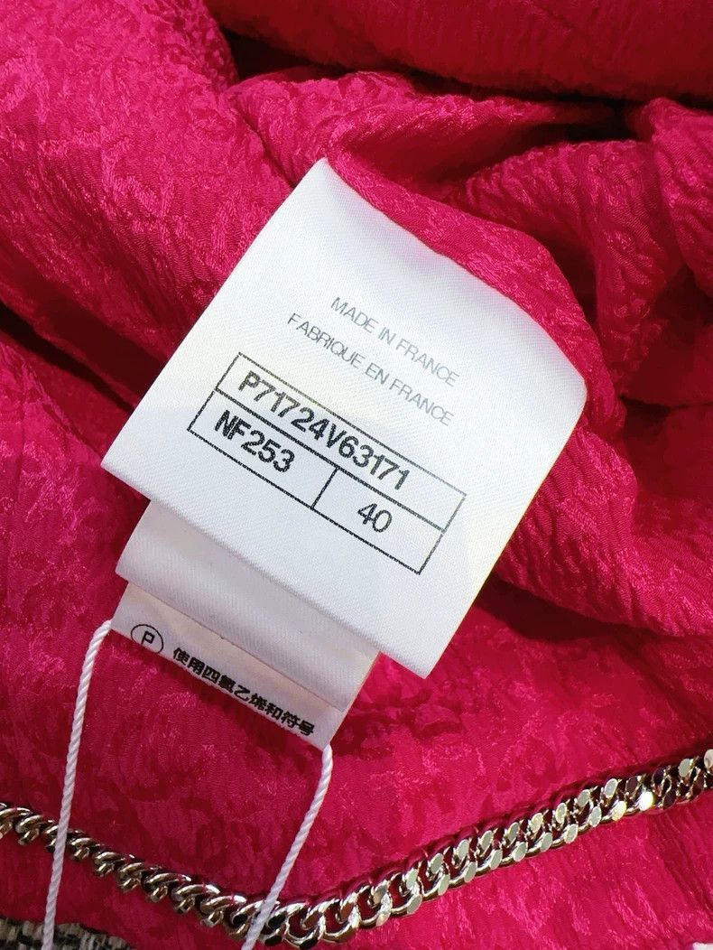 Chanel Chanel 21K Pink Crystal Button Cropped Jacket Size M / US 6-8 / IT 42-44 - 7 Thumbnail