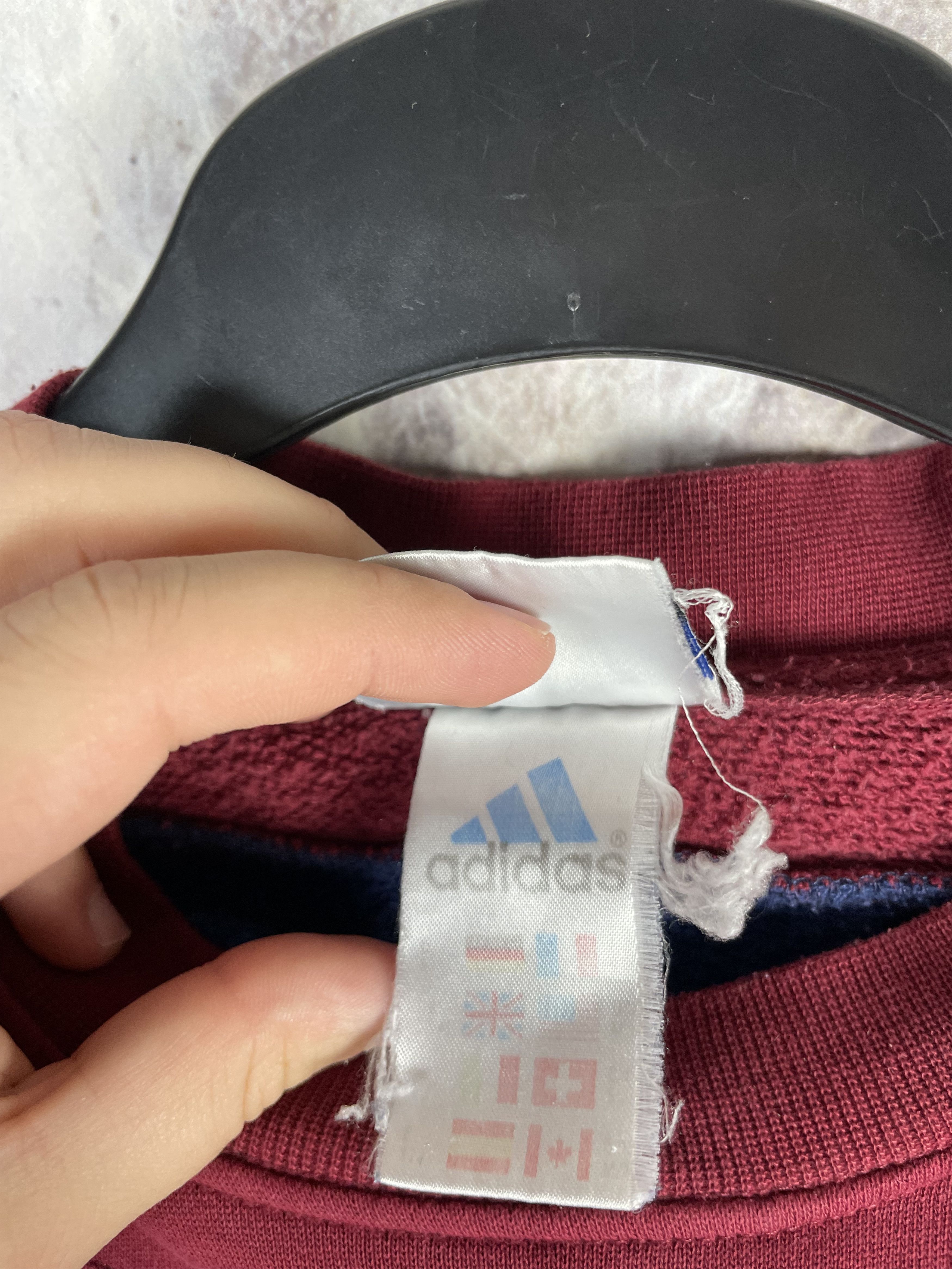 Adidas VINTAGE ADIDAS SWEATSHIRT 90s Size US M / EU 48-50 / 2 - 5 Thumbnail