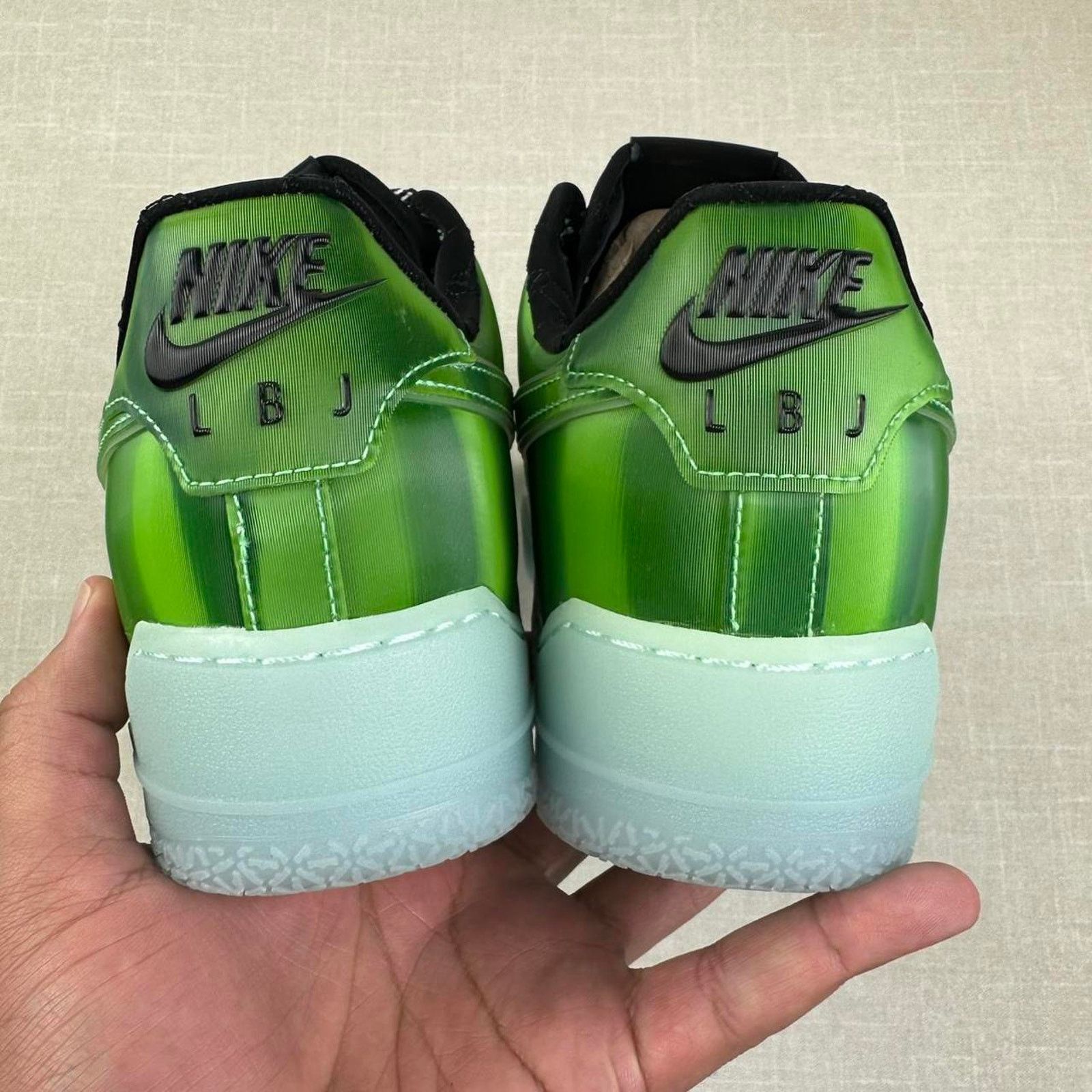 Nike 💚 Nike Air Force 1 Low Premium "Lebron James" 11.5M Size US 11.5 / EU 44-45 - 5 Thumbnail