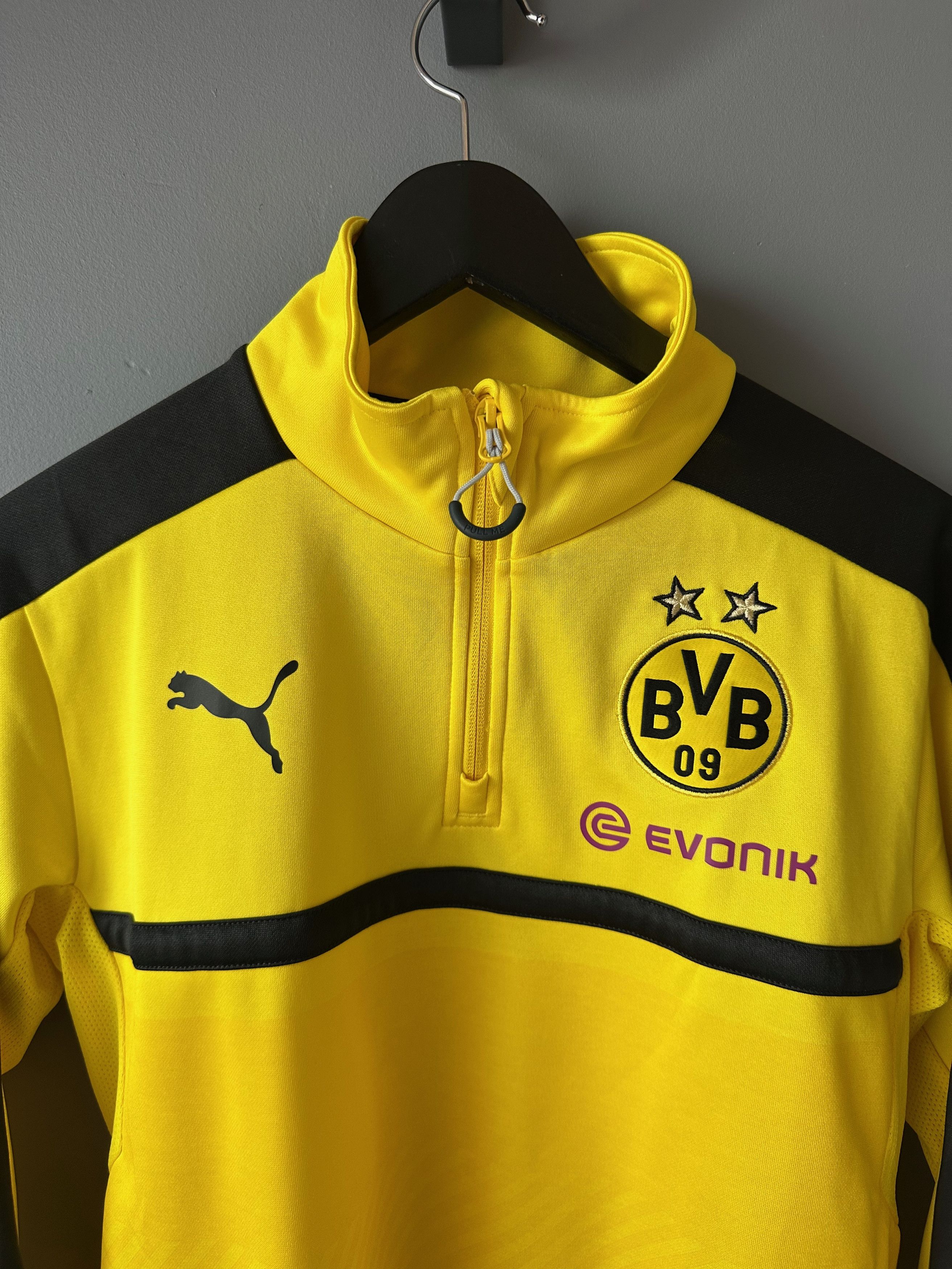 Puma 2016 Puma BORUSSIA DORTMUND BVB TRAINING FOOTBALL SOCCER Size US S / EU 44-46 / 1 - 2 Thumbnail