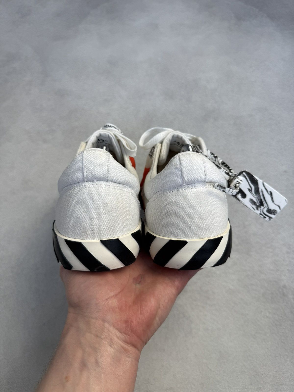Off-White Off-White Low Vulcanized Canvas Sneakers size43 Size US 9.5 / EU 42-43 - 4 Thumbnail