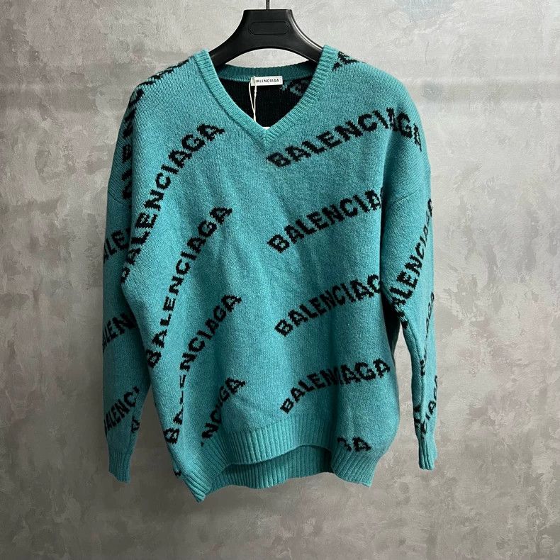 Balenciaga Balenciaga Blue monogrammed V-neck long-sleeved sweater Size XXS / US 00 / IT 34 - 1 Thumbnail