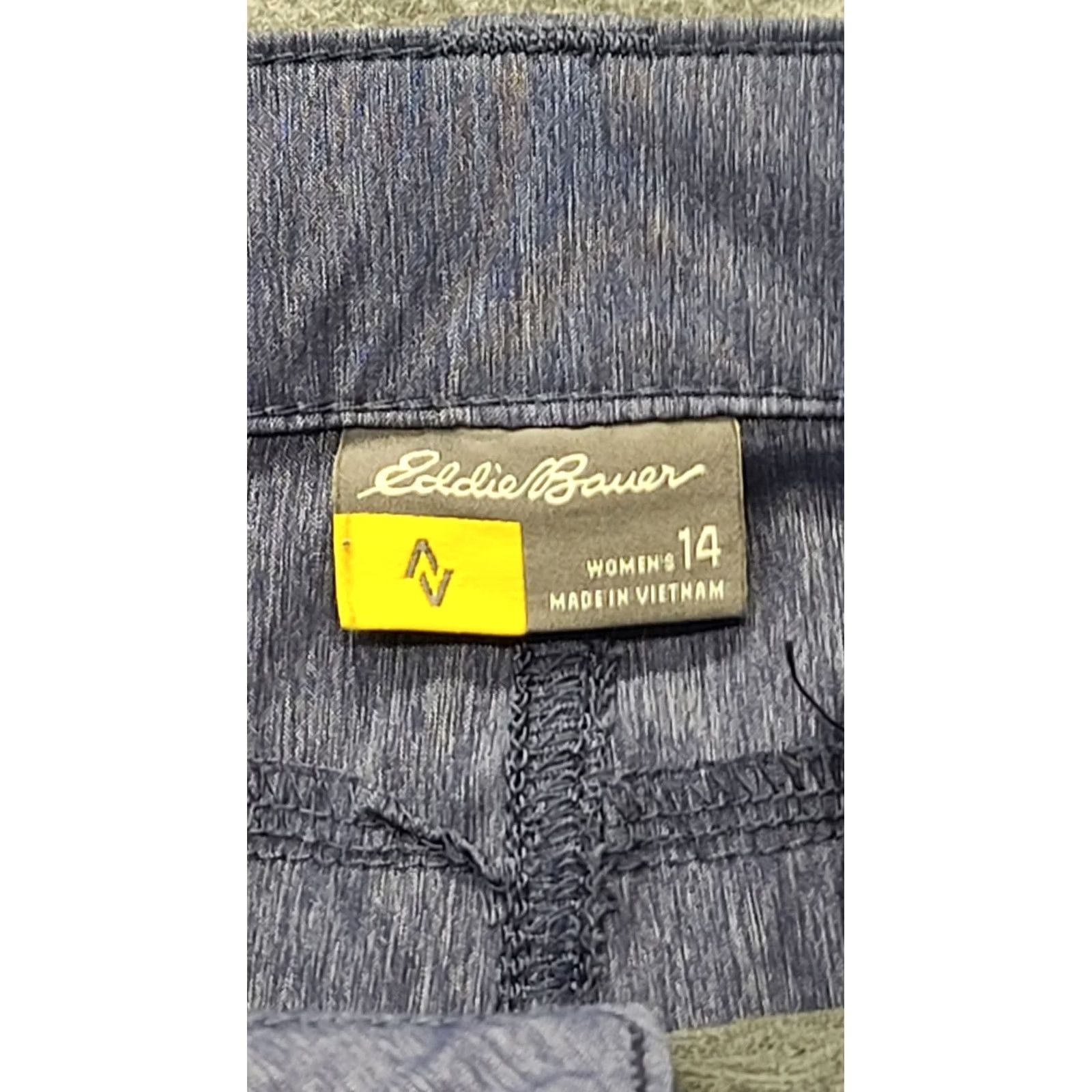 Eddie Bauer Eddie Bauer Travex Capris Womens 14 Relaxed Fit Mid Rise Cargo Hiking Gorpcore Capris Size ONE SIZE - 2 Thumbnail