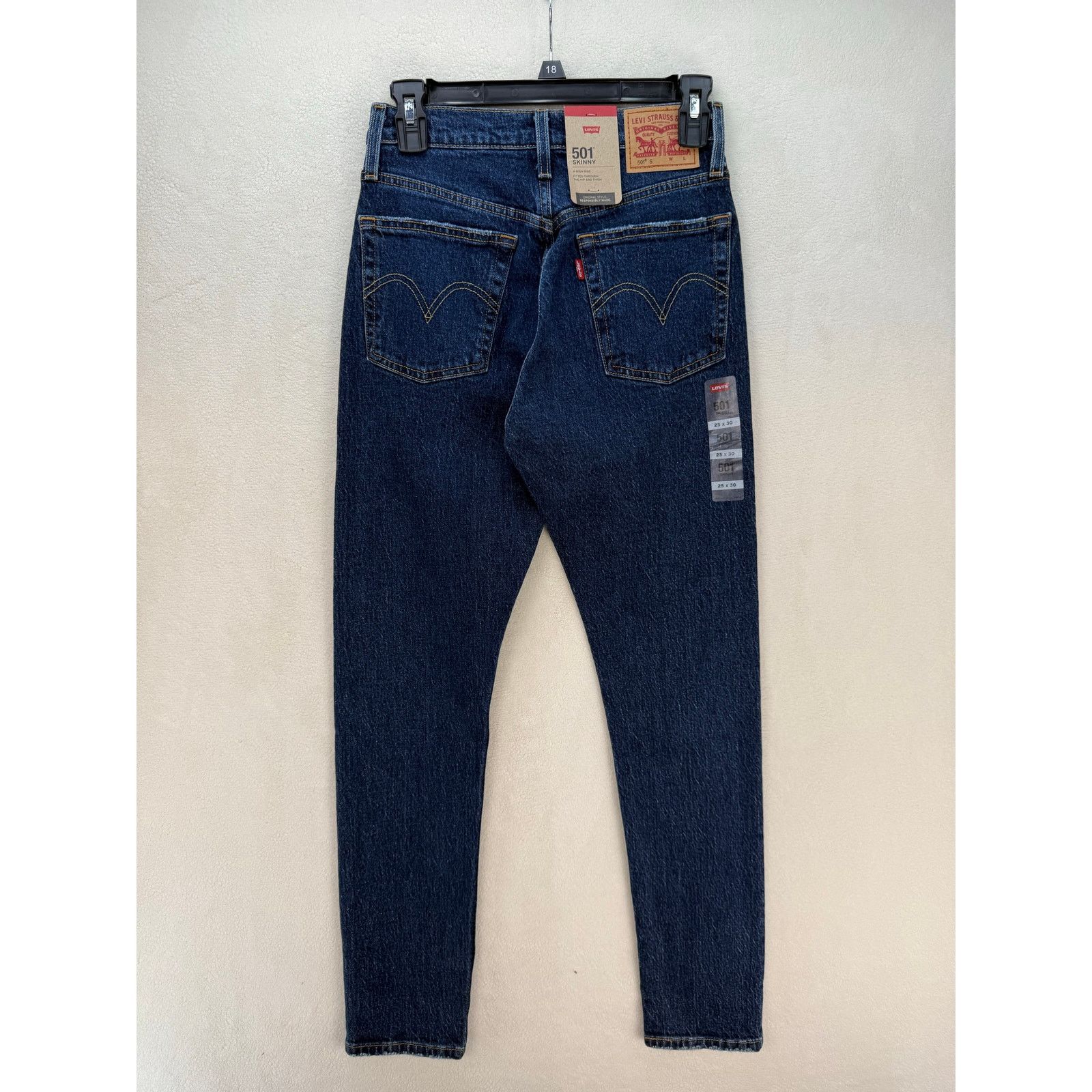 Levi's LEVI'S 501 SKINNY WOMEN'S 25X30 DARK WASH DENIM Size 25" / US 0 / IT 36 - 7 Thumbnail