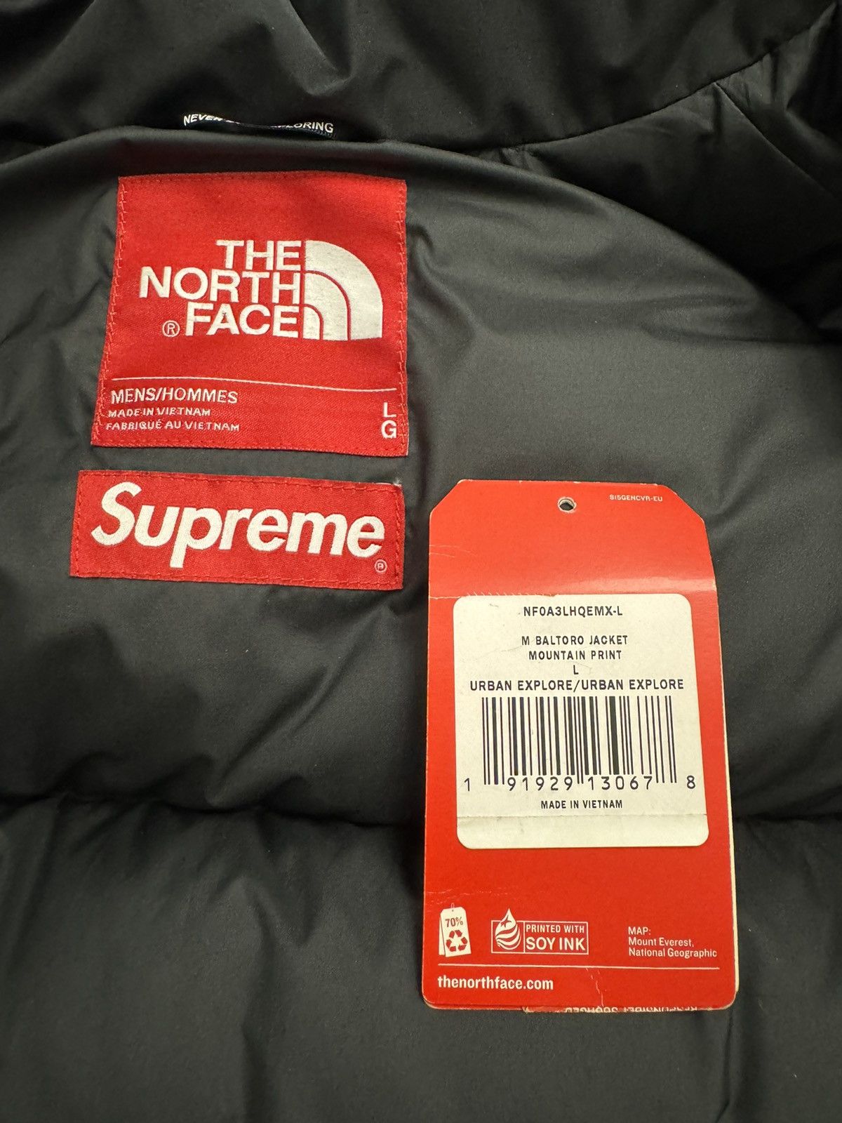 Supreme × The North Face Supreme X The North Face Mountain Baltoro Size Large Size US L / EU 52-54 / 3 - 4 Thumbnail
