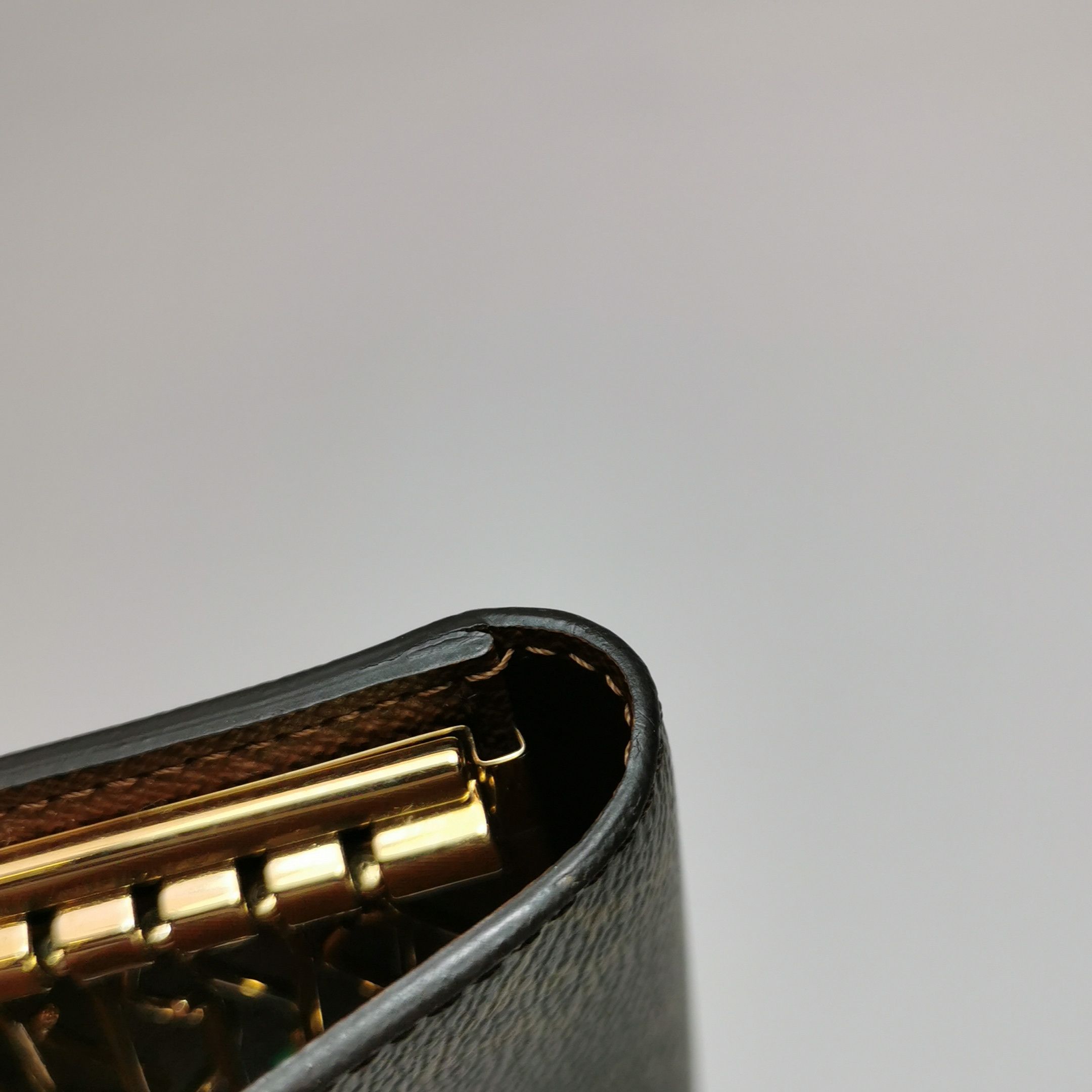 Louis Vuitton Louis Vuitton (LV) Monogram print snap key bag -y2506 Size ONE SIZE - 8 Thumbnail
