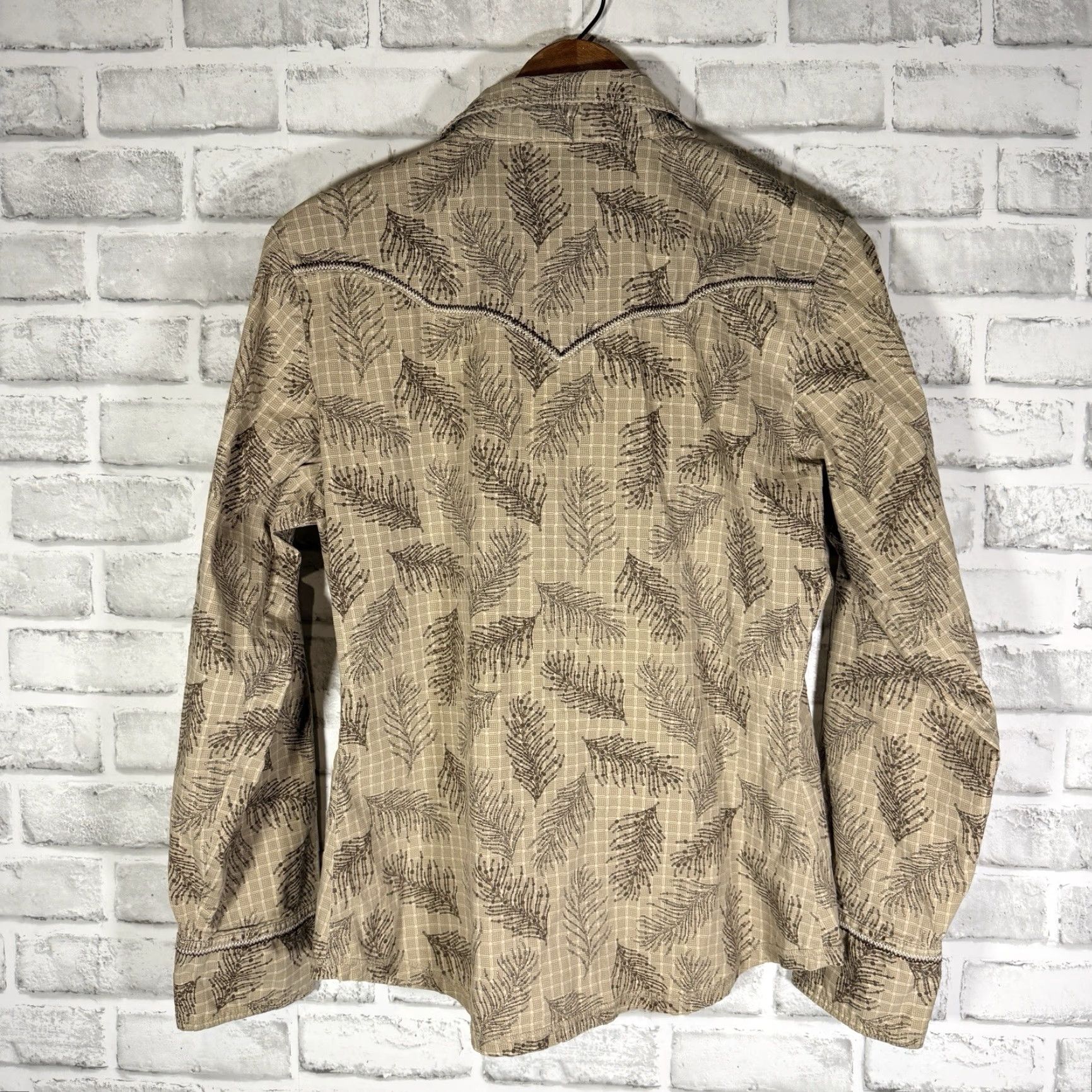 The North Face The North Face Leaf Print Long Sleeve Snap Button Down Womens Size M Size M / US 6-8 / IT 42-44 - 5 Thumbnail