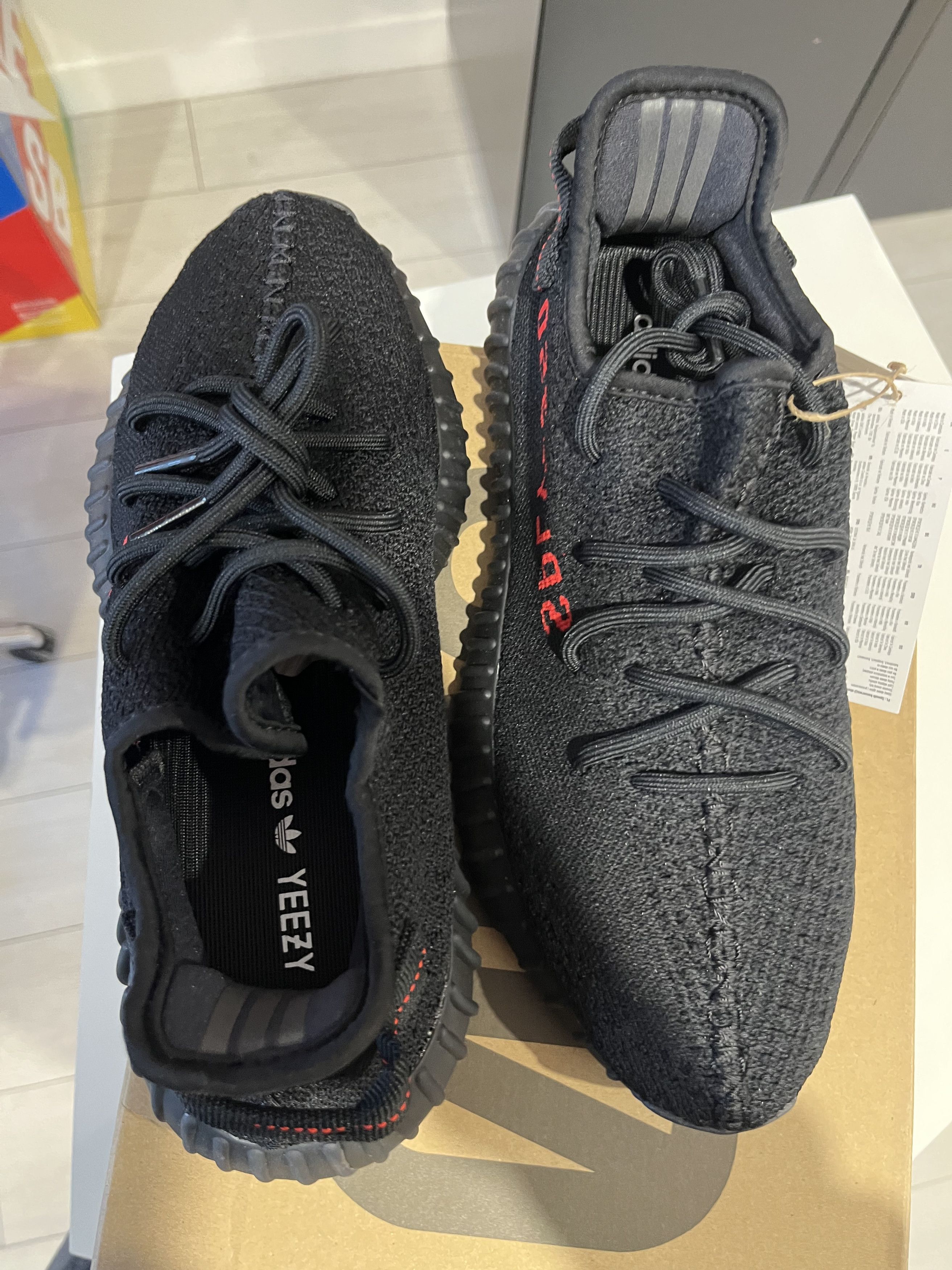 Adidas yeezy boost 350 v2 Size US 8.5 / EU 41-42 - 3 Thumbnail