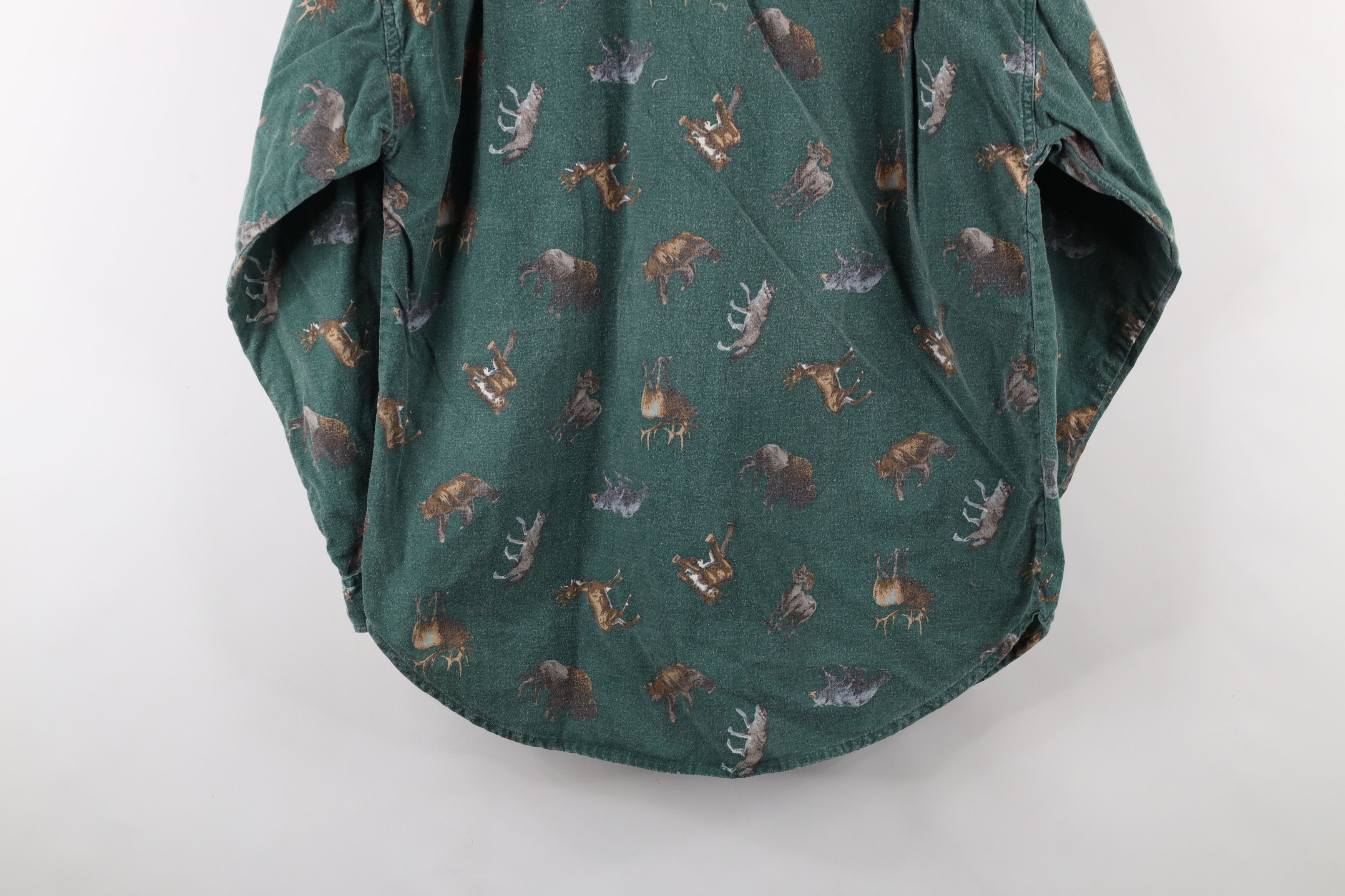 Vintage Vintage 90s Streetwear All Over Print Baggy Button Shirt Size S / US 4 / IT 40 - 10 Thumbnail