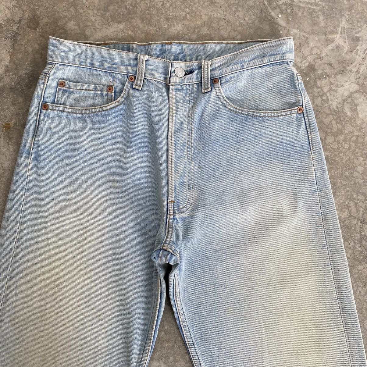 Levi's Vintage 1990 Levis 501 Light Blue Mud Jeans Size US 31 - 10 Thumbnail