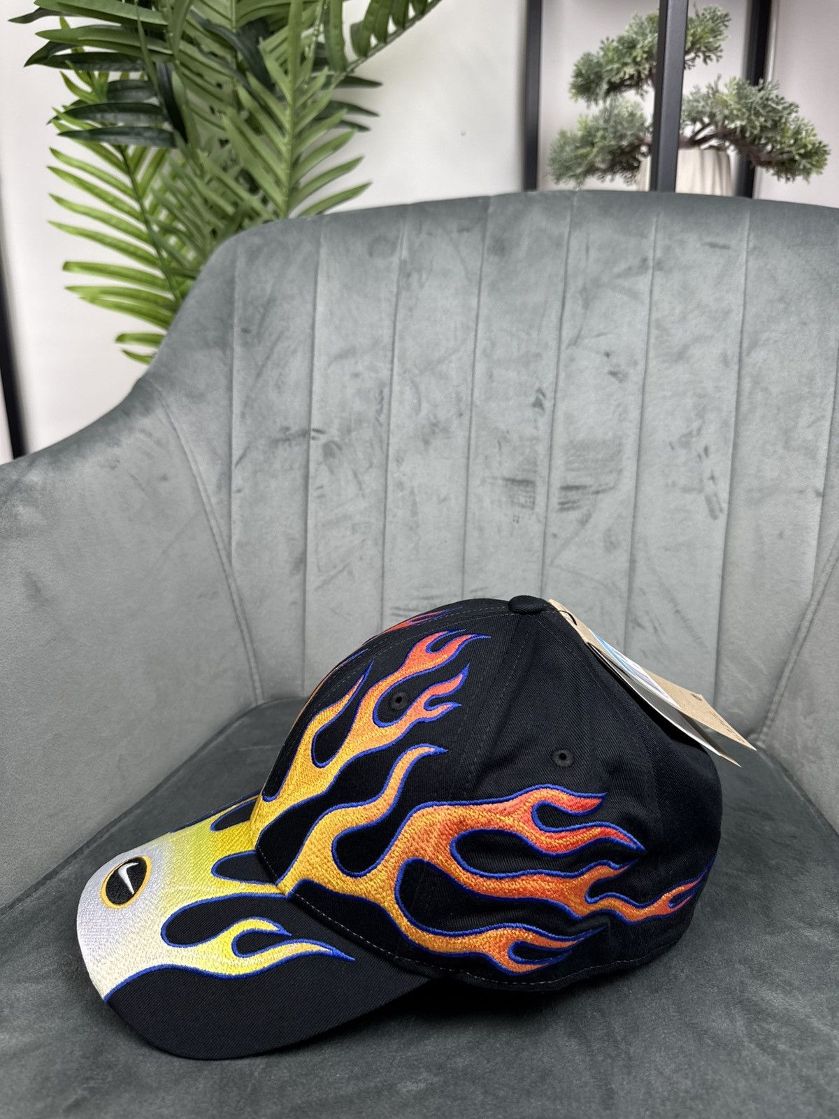 Nike Club Cap Structured OG Flame Cap. Nike.com