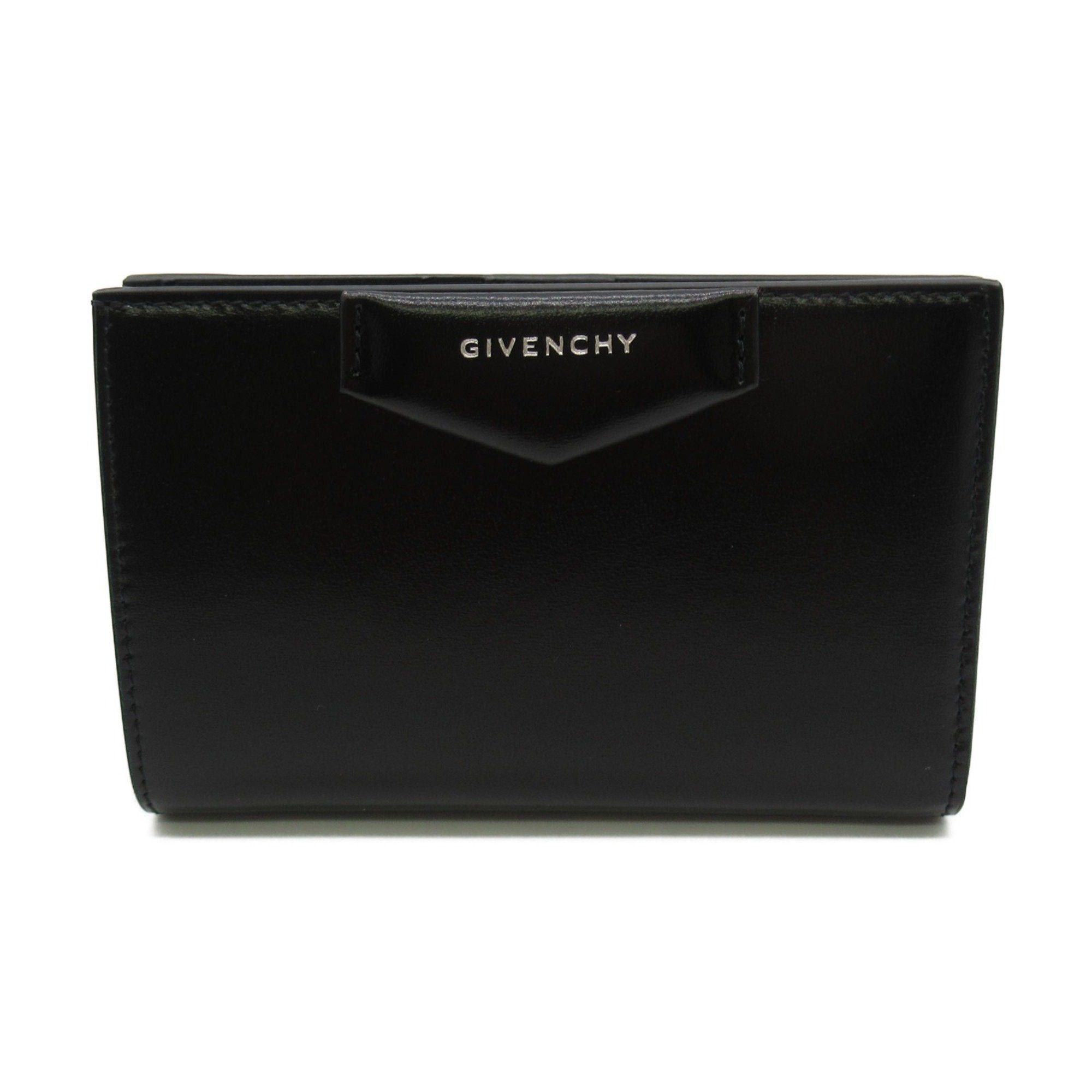 image of Givenchy Antigona 4G Wallet Black Calfskin [Cowhide] Bb60Kfb00D001, Women's