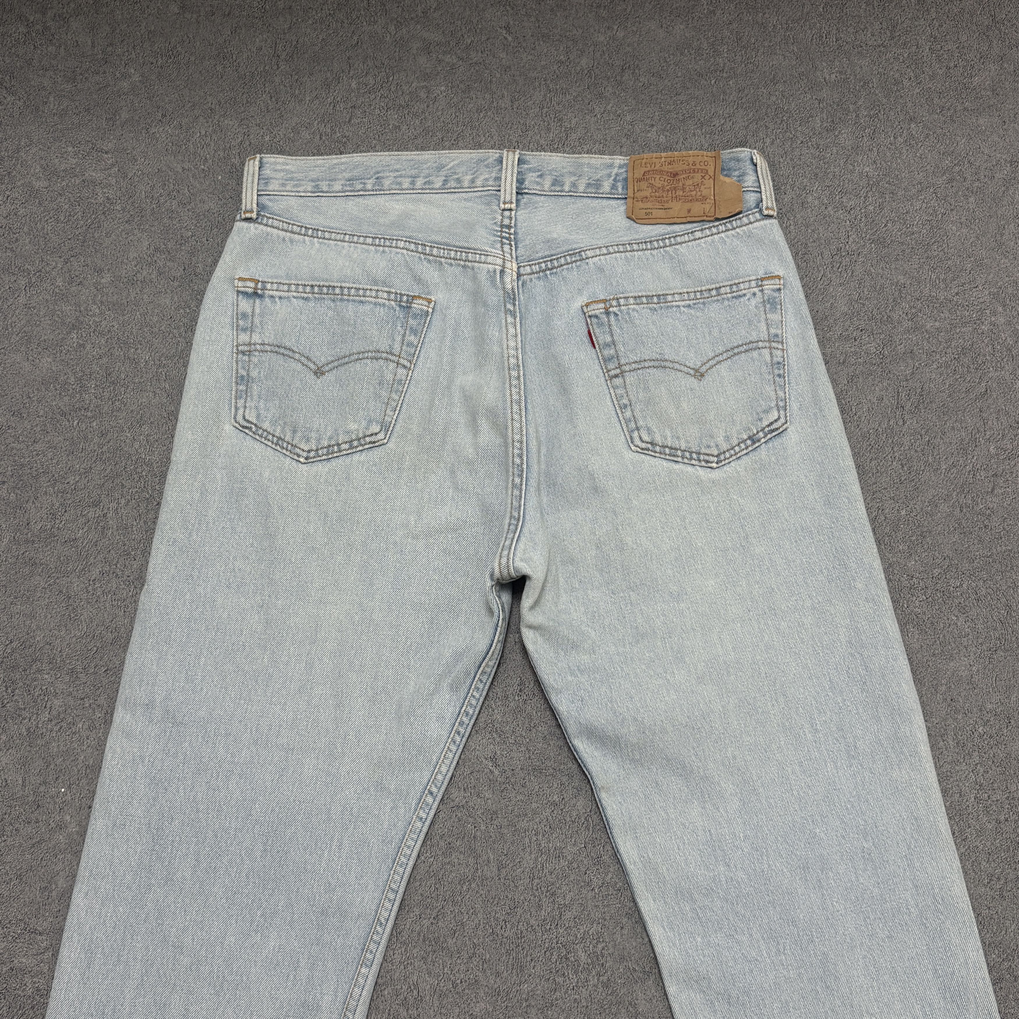 Levi's Vintage Levis 501 Jeans 90s Button Fly 36x34 Made In USA Size US 36 / EU 52 - 13 Thumbnail