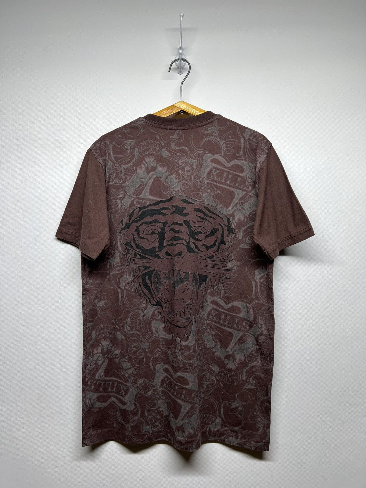 Christian Audigier × Ed Hardy × Vintage Vintage Y2k Ed Hardy Brown 🤎 Tigger All Over Print T Shirt Size S / US 4 / IT 40 - 3 Thumbnail