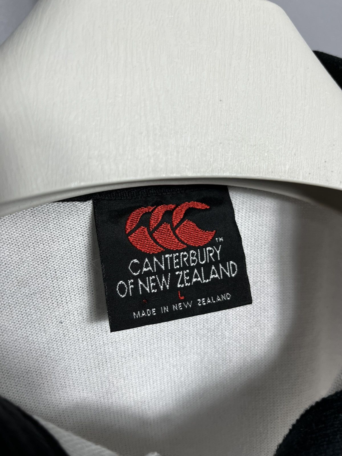Canterbury of New Zealand Claverdon RFC Canterbury vintage lionheart 1990s long sleeve Size US L / EU 52-54 / 3 - 4 Thumbnail