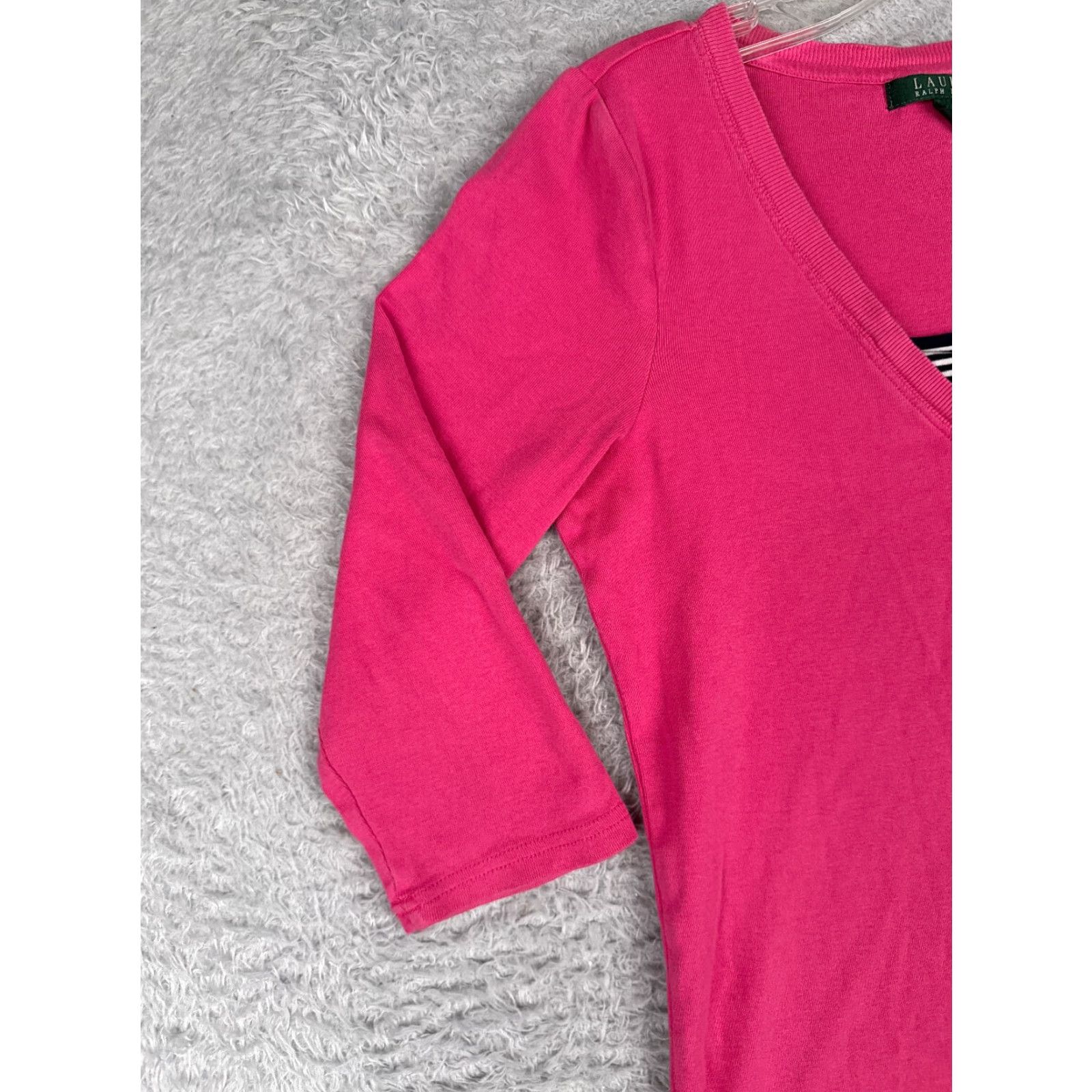 Ralph Lauren VINTAGE Lauren Ralph Lauren Shirt Women M Pink Stripe V-Neck 3/4 Sleeve Cotton City Logo Striped Casual Mens Womens Shirts Size M / US 6-8 / IT 42-44 - 3 Thumbnail