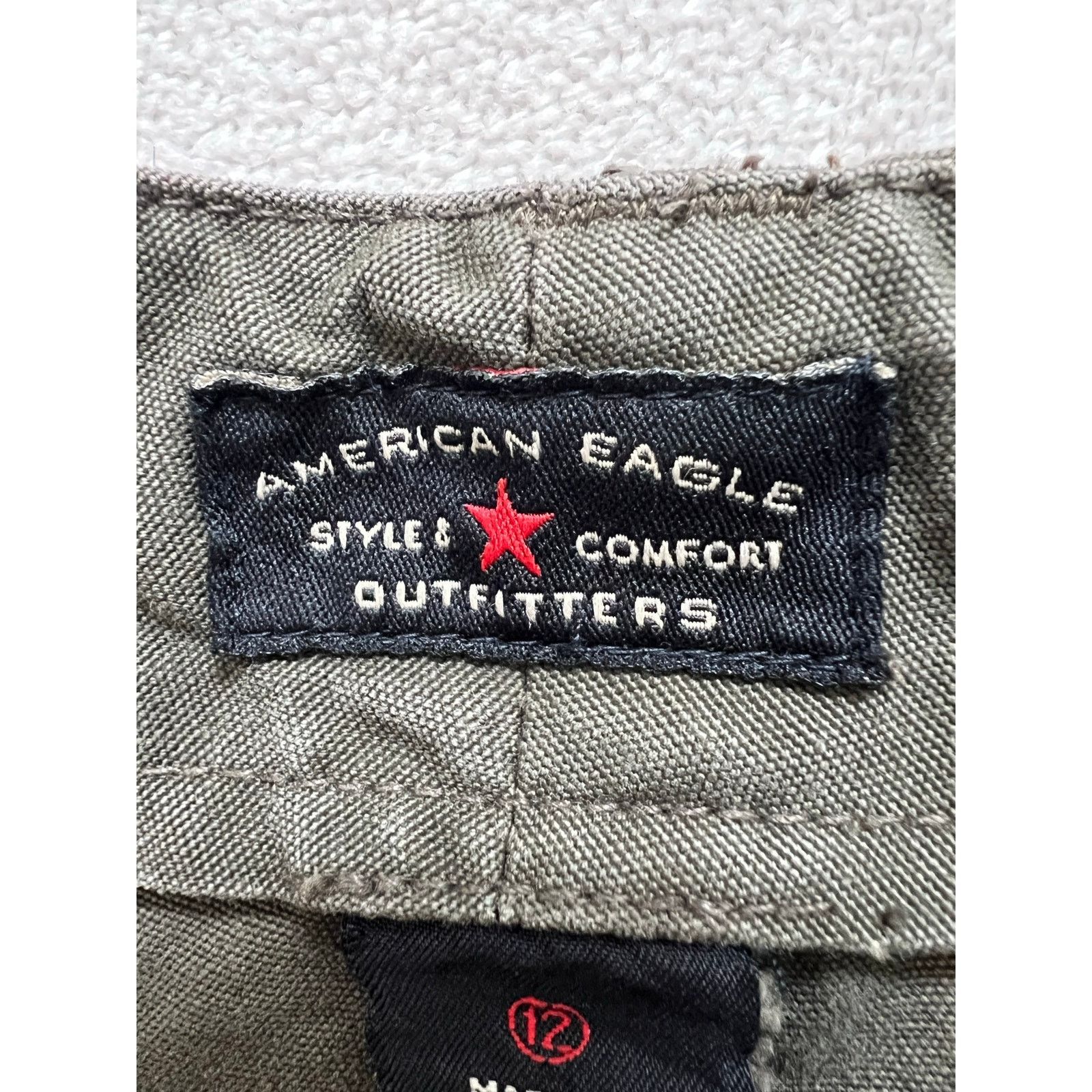 American Eagle Outfitters American Eagle Outfitters Style & Comfort High Rise Short 12 Size 34" / US 12 / IT 48 - 6 Thumbnail