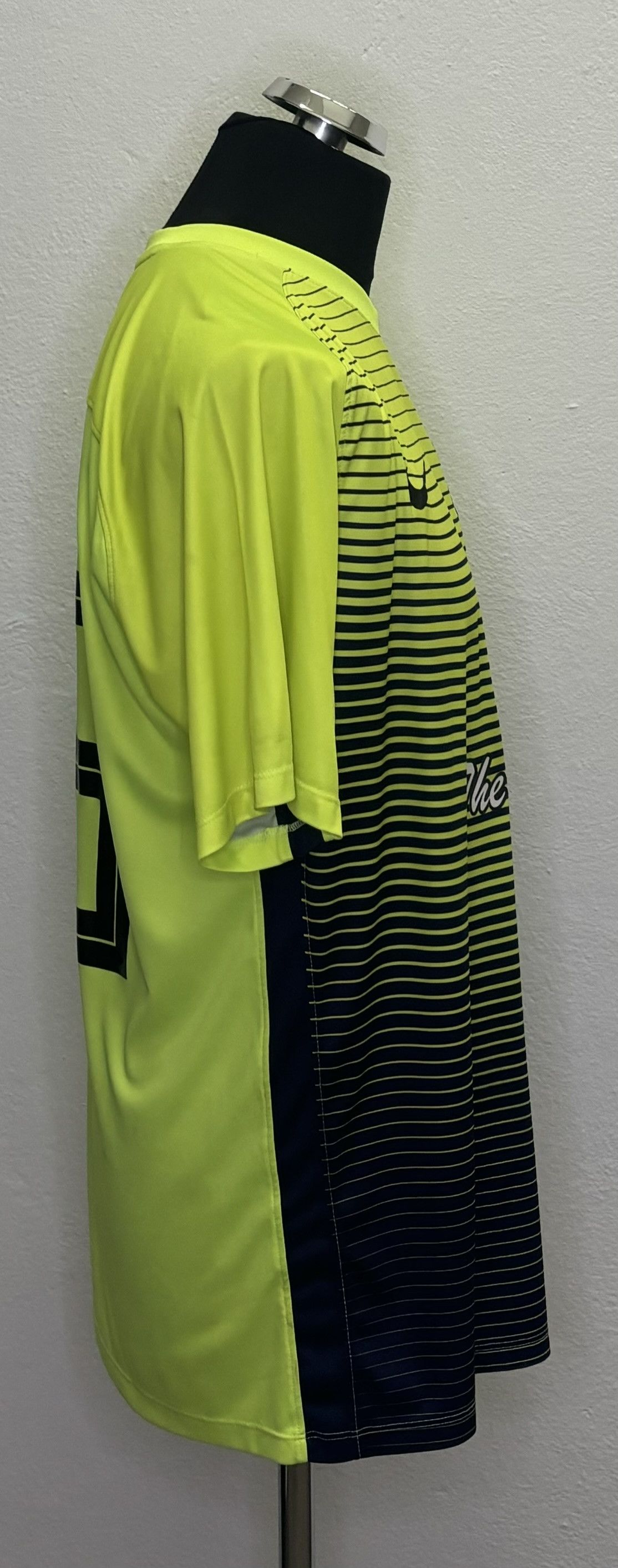 Nike Ashton 88 FC #28 Nike Football Jersey Size XL Size US XL / EU 56 / 4 - 4 Thumbnail
