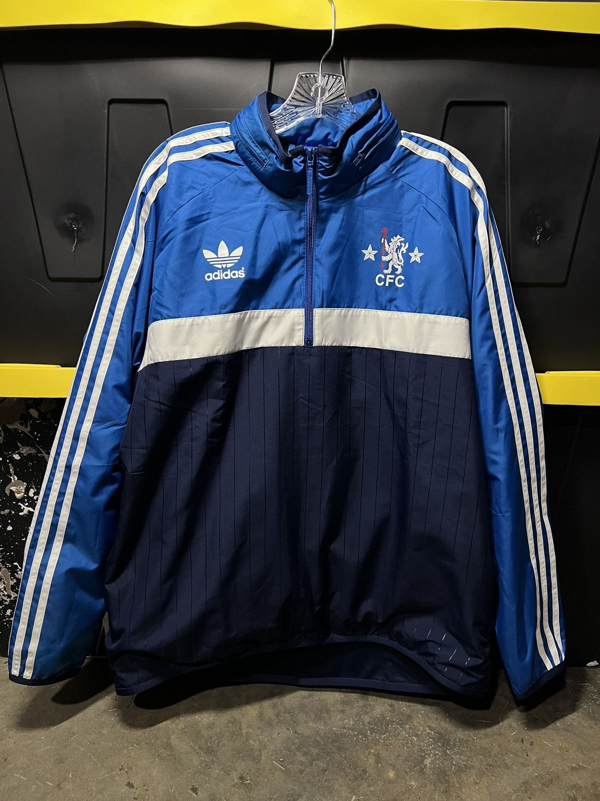 Adidas Adidas Chelsea FC light jacket Size US L / EU 52-54 / 3 - 1 Thumbnail