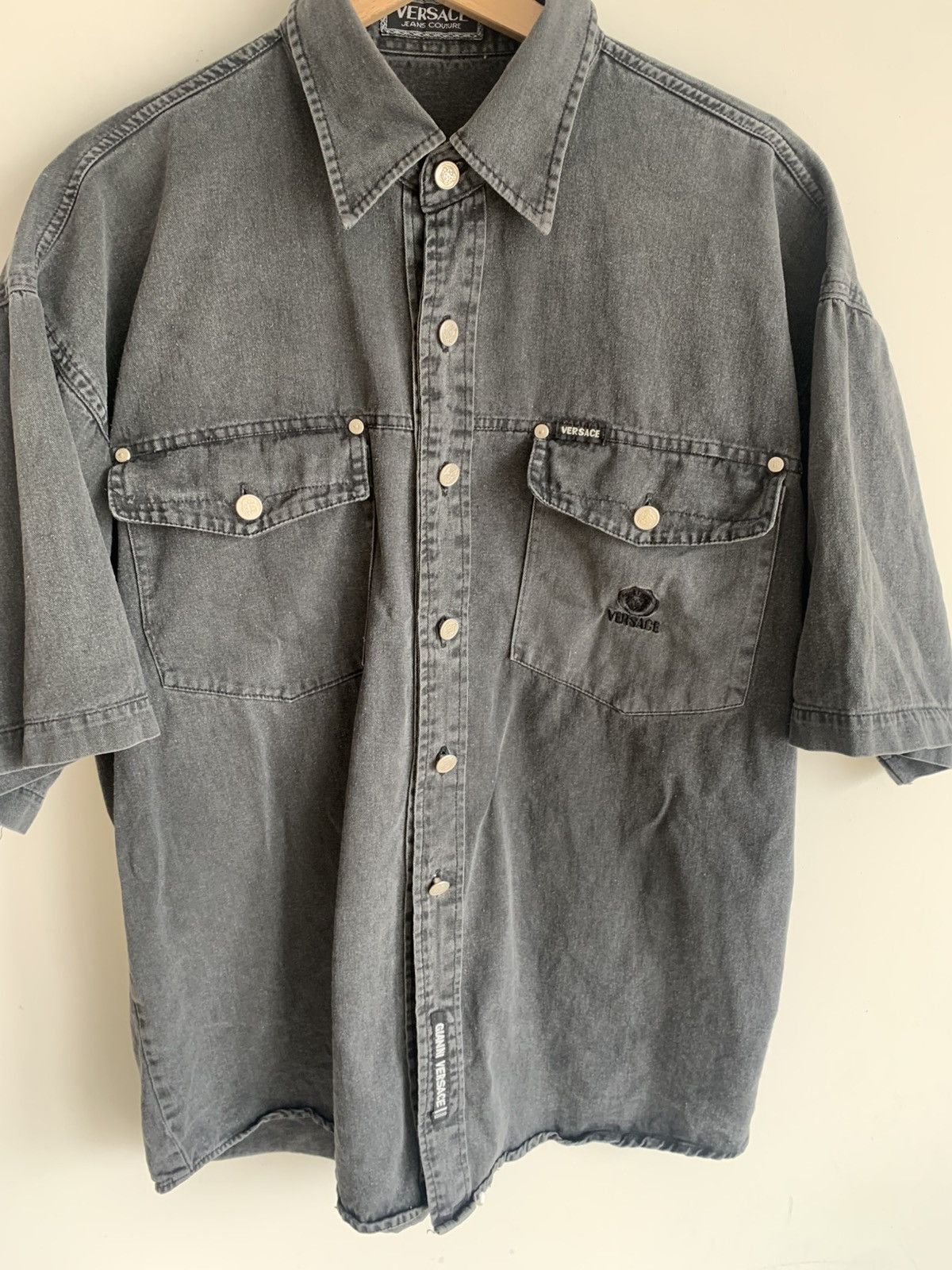 Versace Jeans Couture Vintage Versace Jeans Couture Black Denim Shirt XL Size US L / EU 52-54 / 3 - 1 Thumbnail