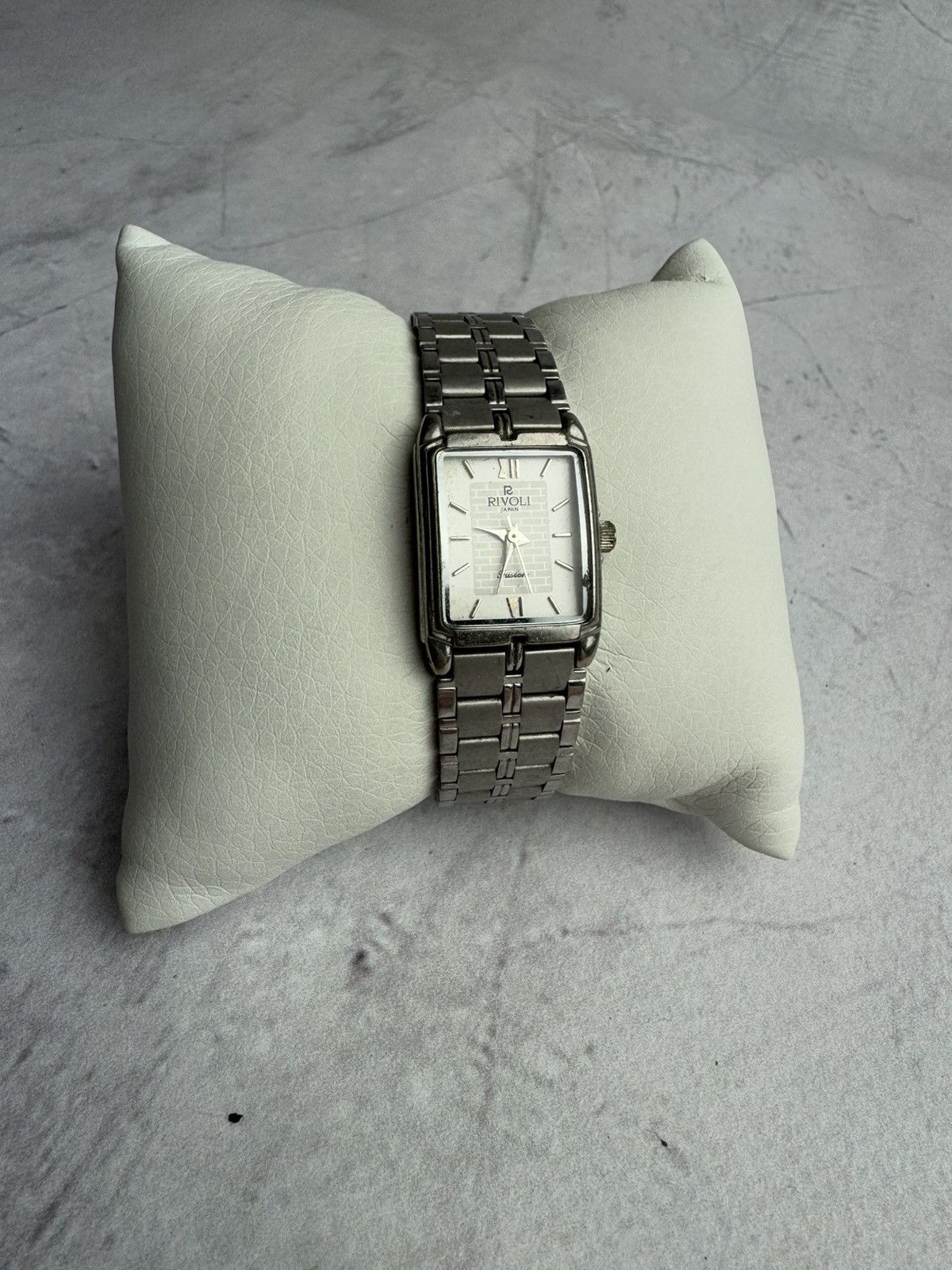 Japanese Brand × Vintage Rivoli Watch Vintage ✅Working Size ONE SIZE - 1 Thumbnail