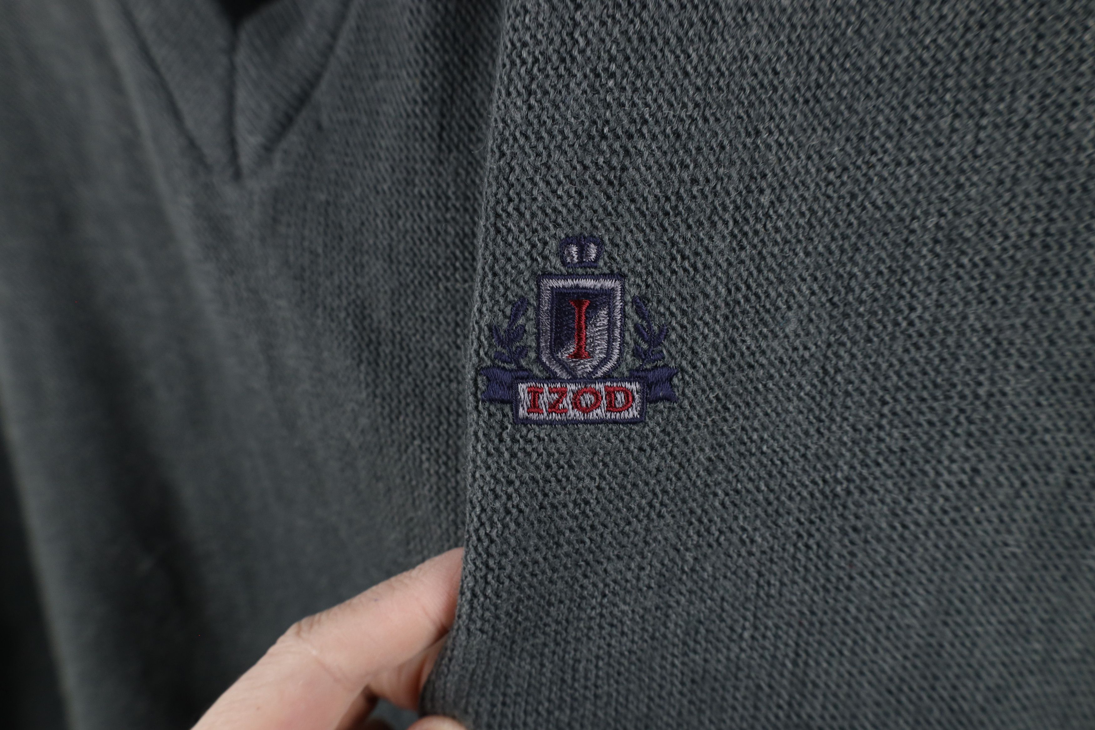 Izod × Vintage Vintage 90s Izod Knit V-Neck Sweater Vest Gray USA Acrylic Size US XL / EU 56 / 4 - 4 Thumbnail