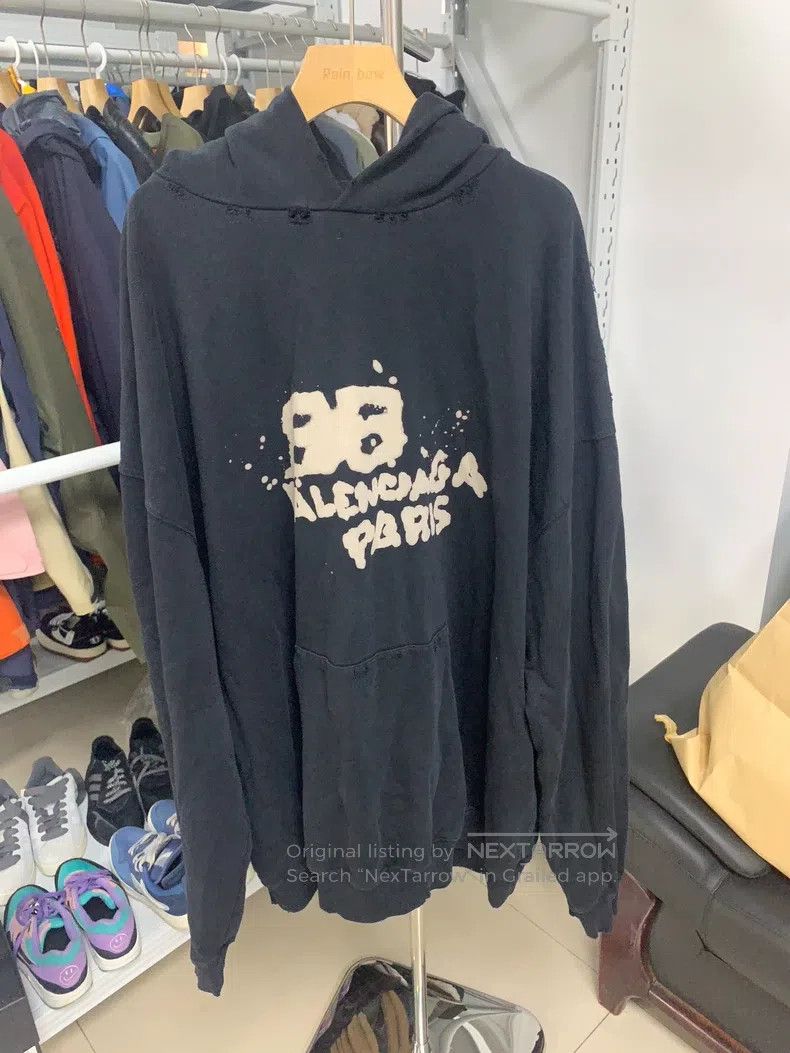 Balenciaga Balenciaga Black Hooded Sweatshirt XXS Size Size US XXS / EU 40 - 1 Thumbnail