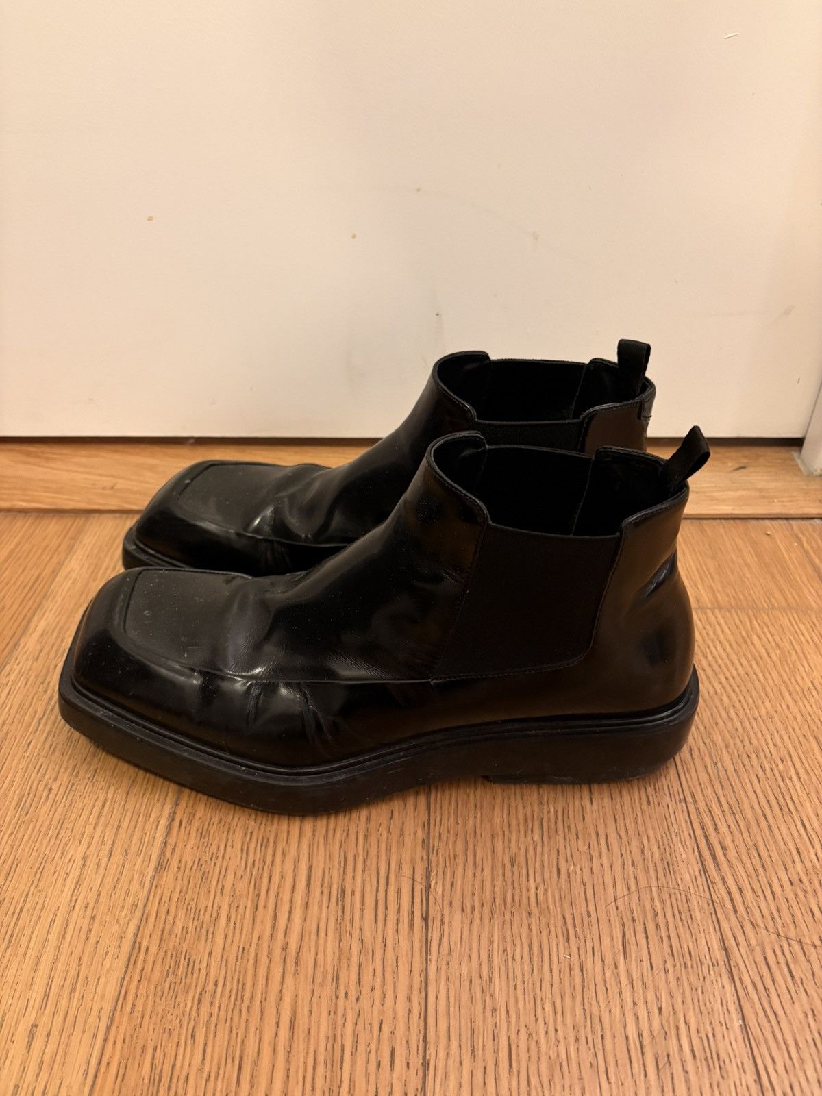 Prada Prada Brushed leather Chelsea boots Size US 10 / EU 43 - 2 Thumbnail