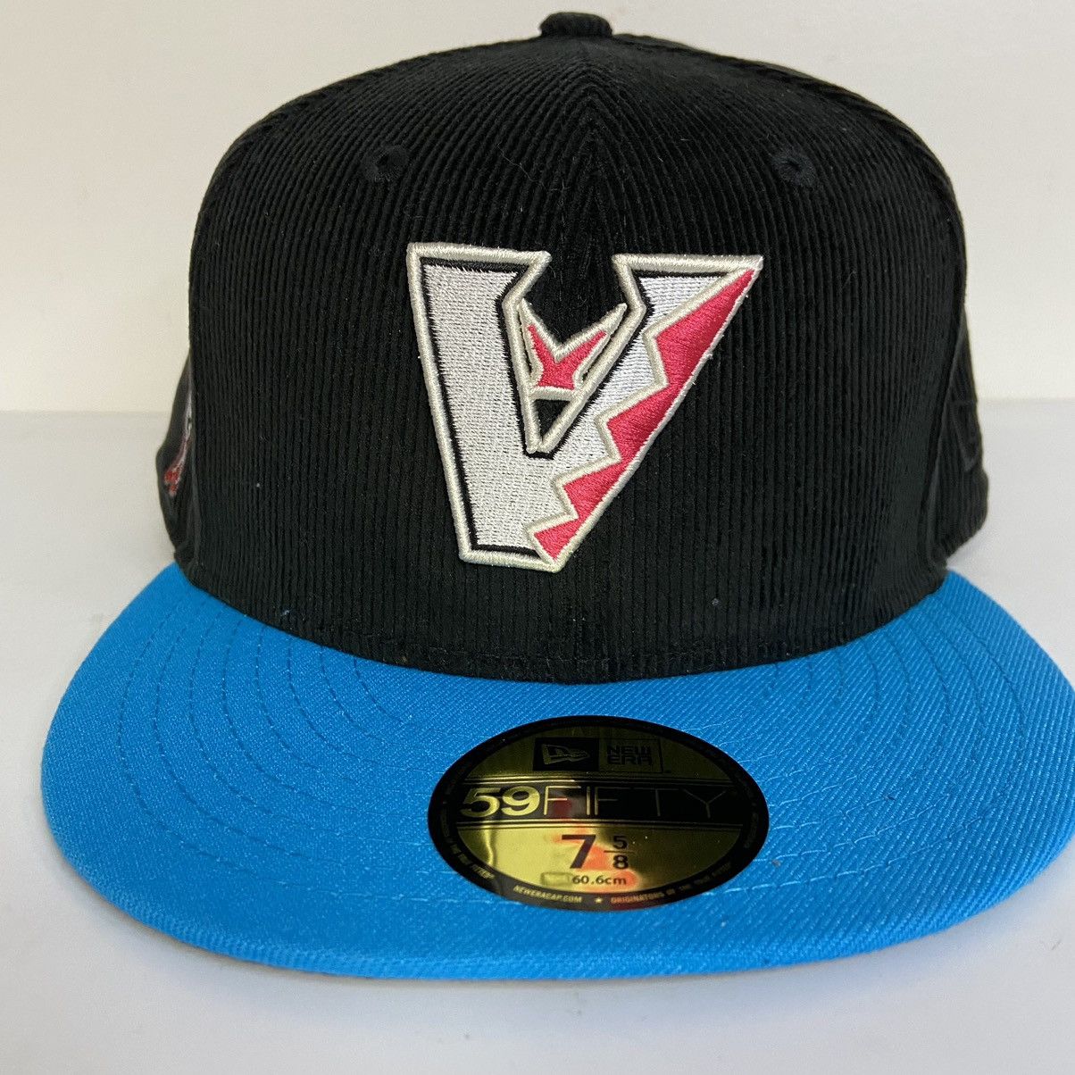 7 5/8 Venom Marvel Comics Arizona Diamondbacks Sneakertown