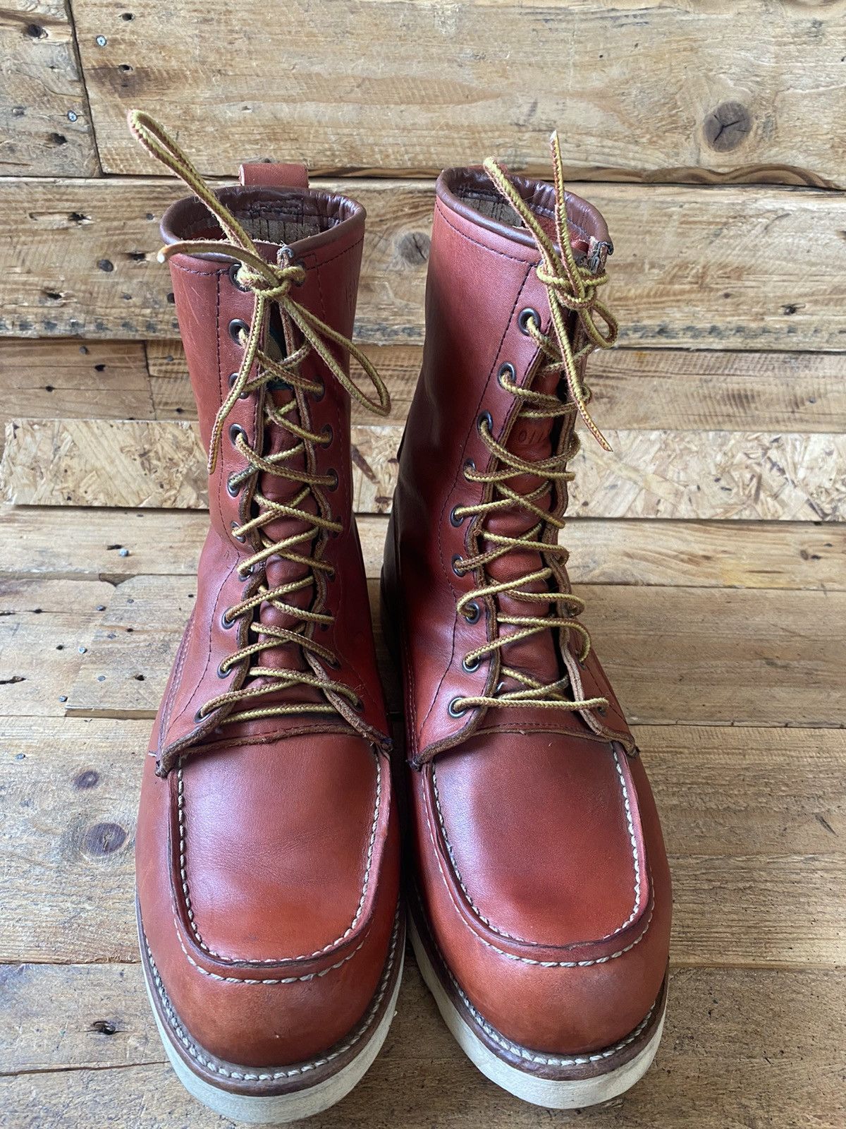 Red Wing Redwing X Irish setter 8inch moc-toe brown leather shoe 9EE Size US 9 / EU 42 - 3 Thumbnail