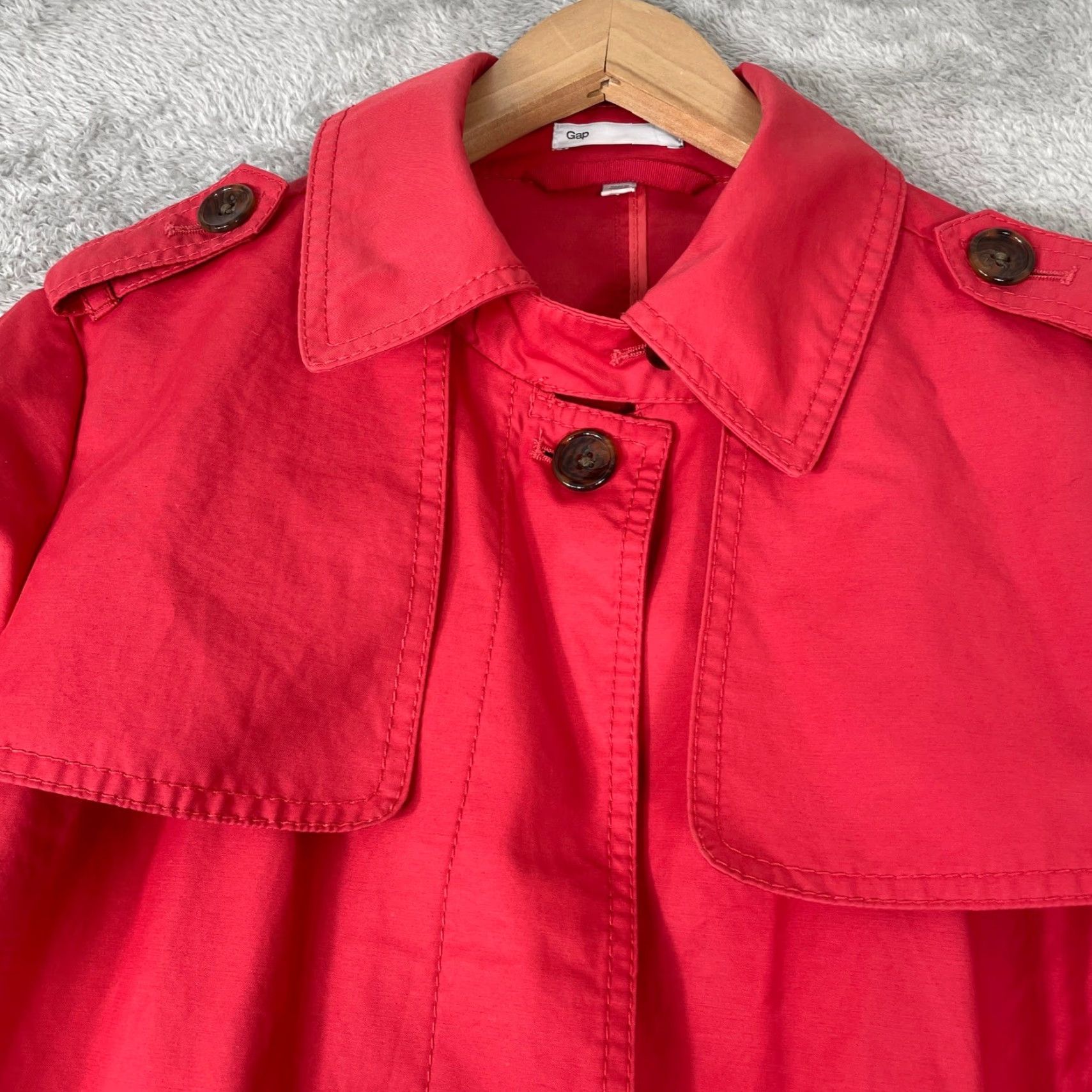 Gap VINTAGE Gap Trench Coat Womens Medium Red Belted Classic Lightweight Spring Jacket Y2K Size M / US 6-8 / IT 42-44 - 2 Thumbnail