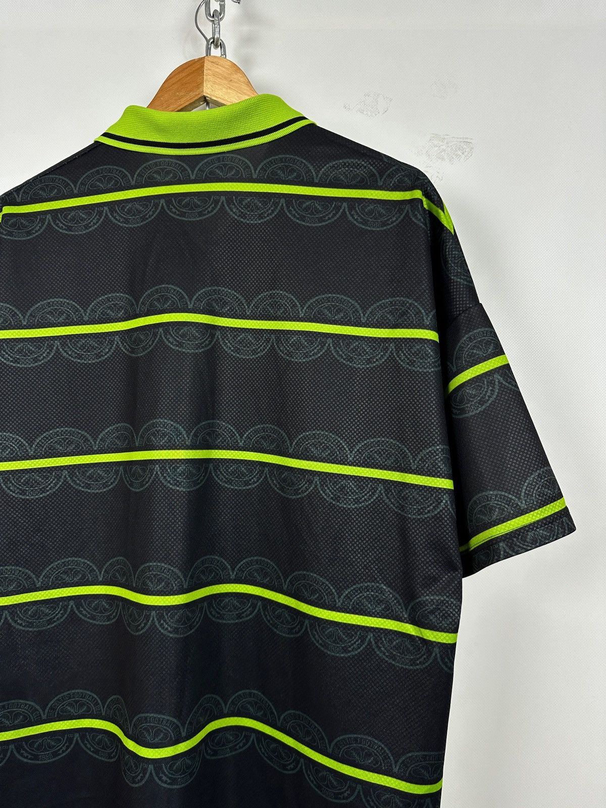 Umbro 1998/99 Umbro Celtic Vintage Soccer Jersey Size US XL / EU 56 / 4 - 12 Thumbnail