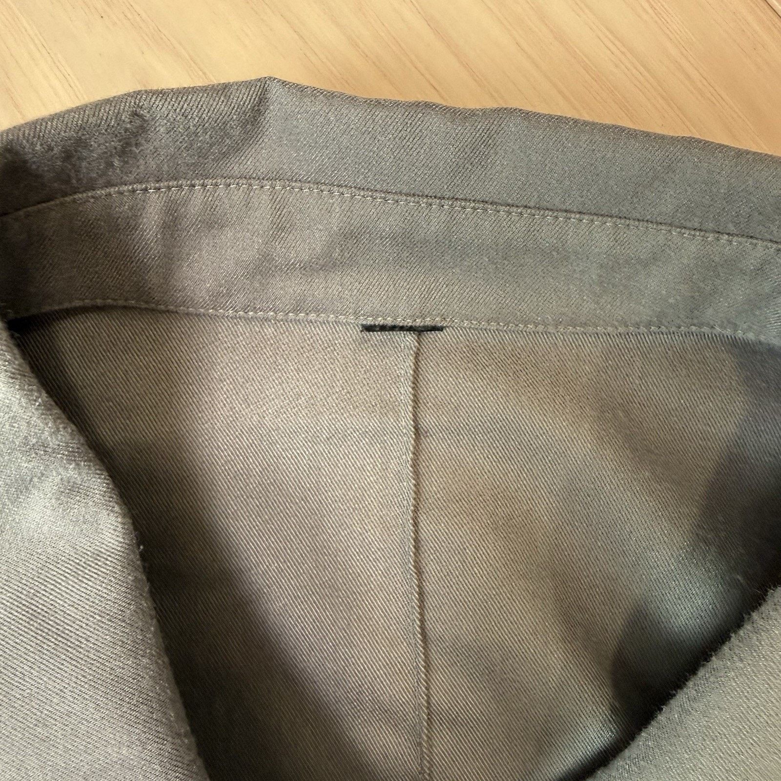 Lululemon Lululemon Utility Shirt L Dark Gray Long Sleeve Minimalist Size US L / EU 52-54 / 3 - 7 Thumbnail