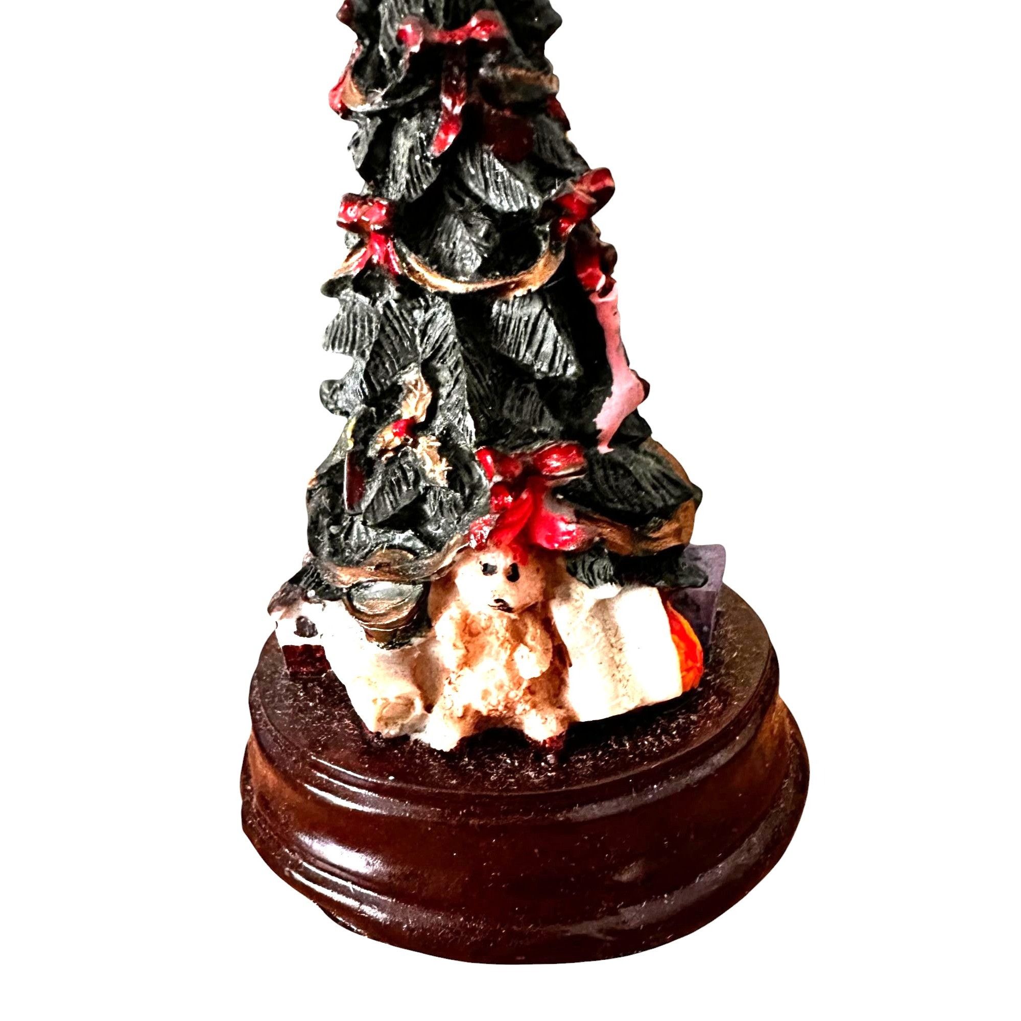 Vintage VTG Gift Collection Holiday Figurine Christmas Tree New Pupp Size ONE SIZE - 9 Thumbnail
