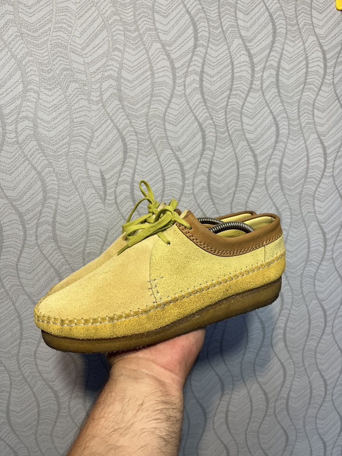 Clarks Clarks Originals x Levi’s Men’s Suede Lemon Yellow Shoes Size US 8 / EU 41 - 2 Thumbnail