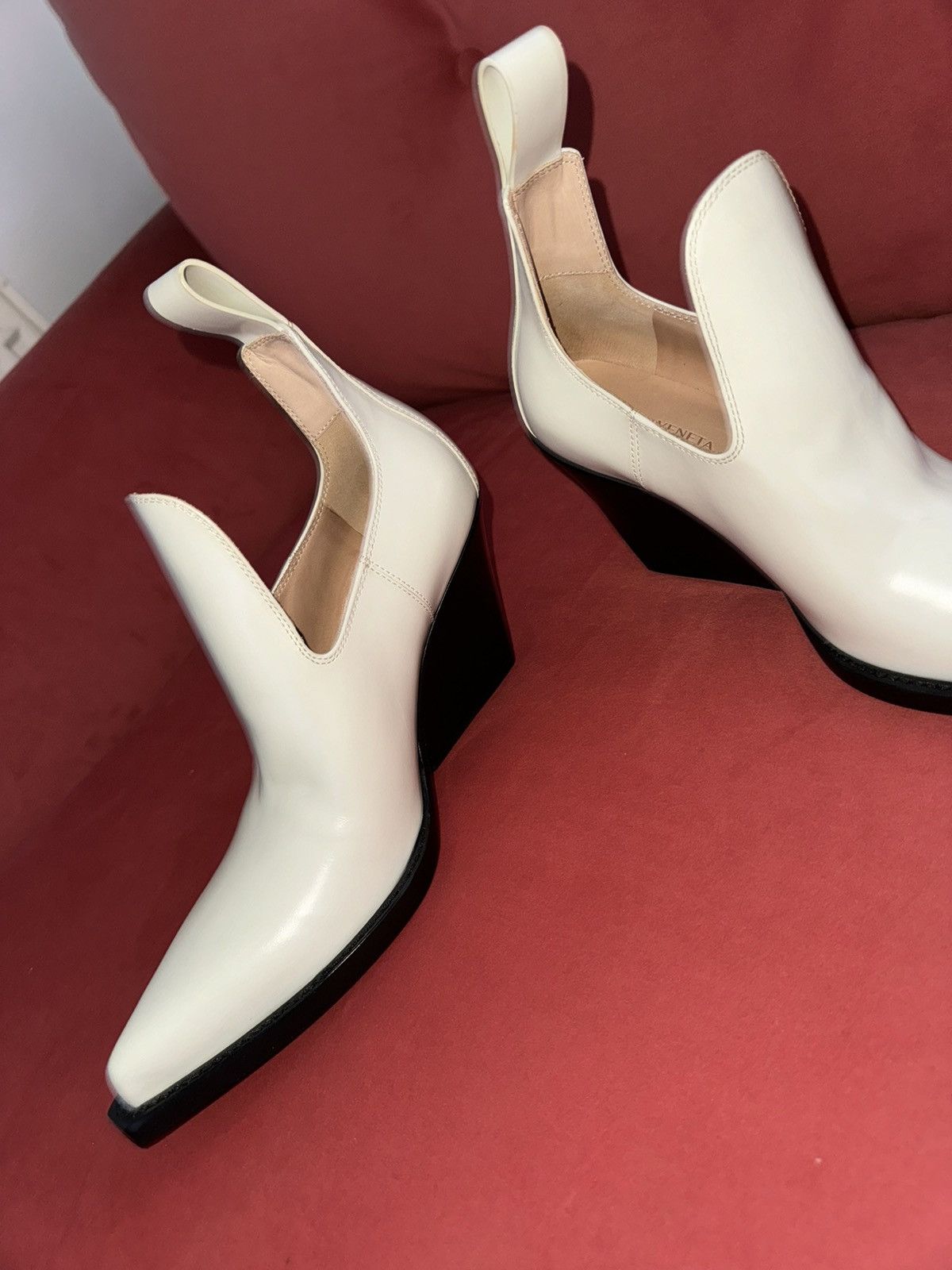 Bottega Veneta Bottega Veneta off white low western boots, 5.5 US Size US 6.5 / IT 36.5 - 4 Thumbnail