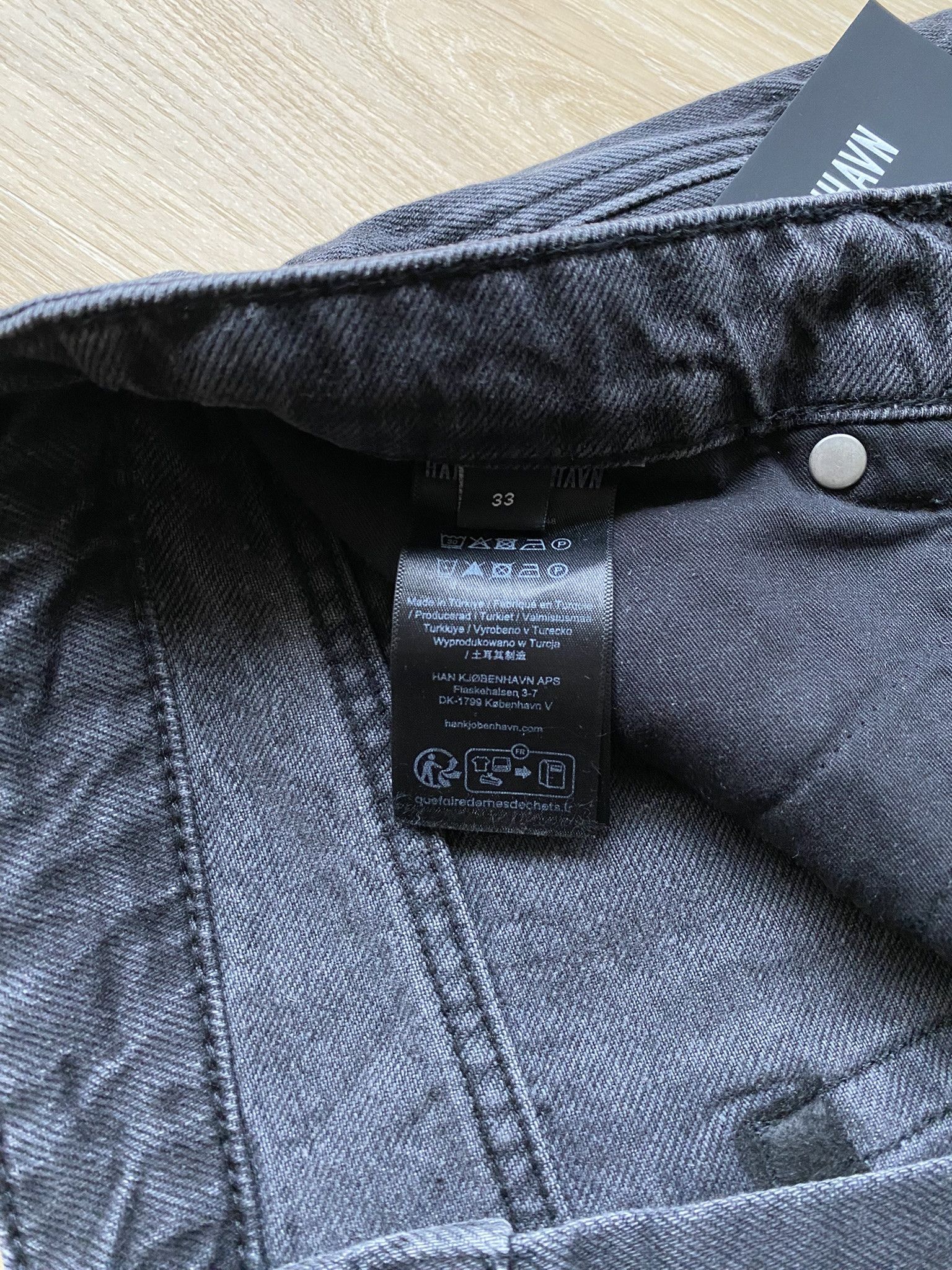 Han Kjobenhavn NWT - Baggy Denim - Black Vein Size US 33 - 17 Thumbnail