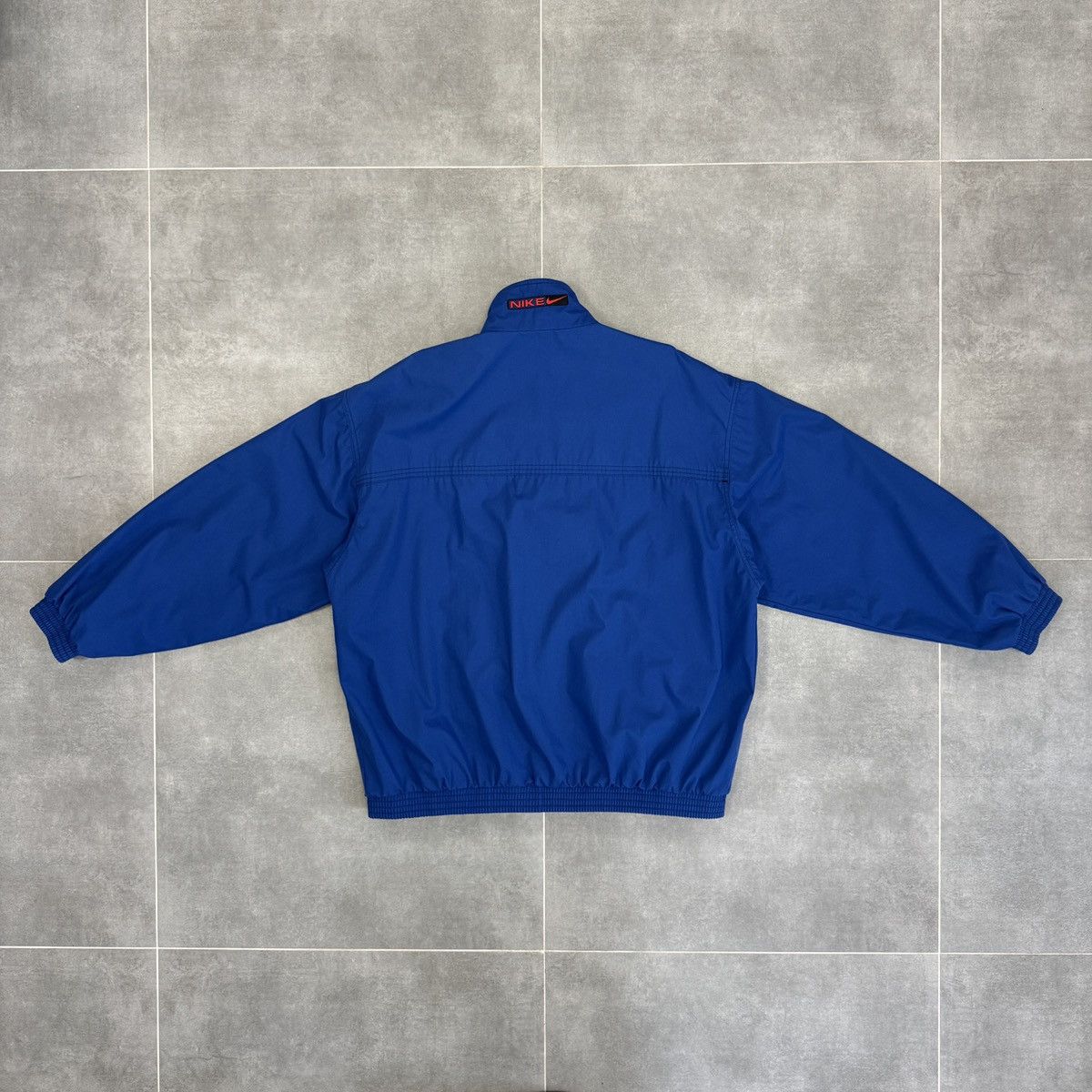 Nike Vintage Nike Embroidered Logo Bomber Jacket Blue Men Size L Size US L / EU 52-54 / 3 - 17 Thumbnail