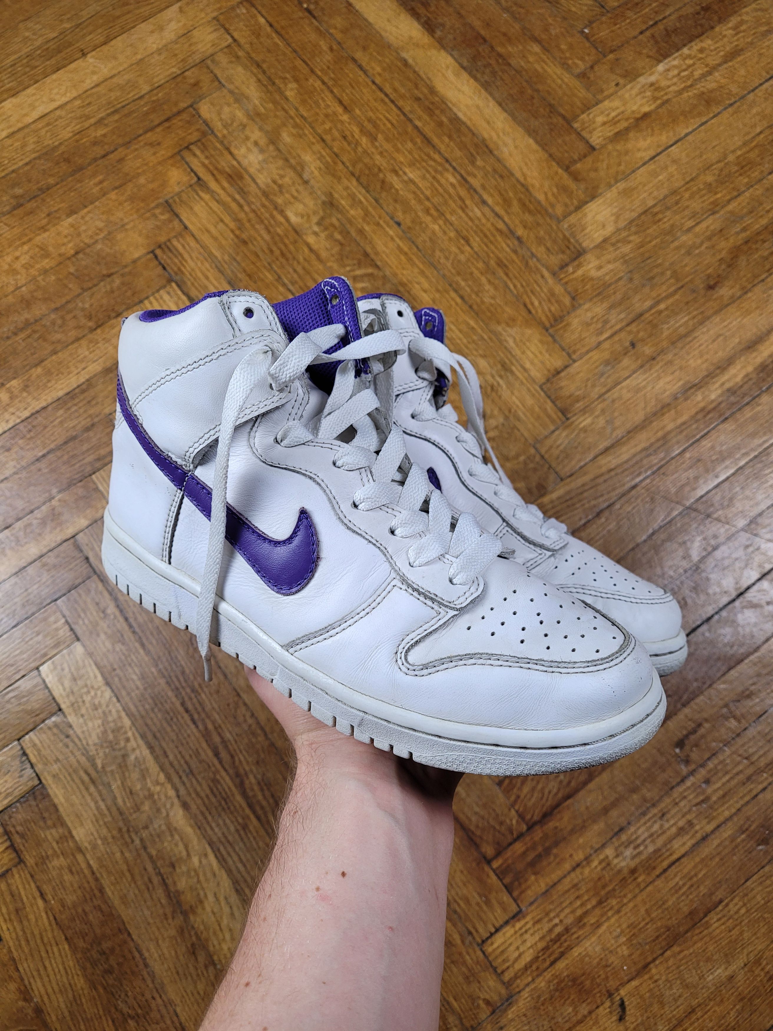 Nike 2009 Vintage Nike Dunk Hi White / Purple Los Angeles Kings Size US 9 / IT 39 - 2 Thumbnail