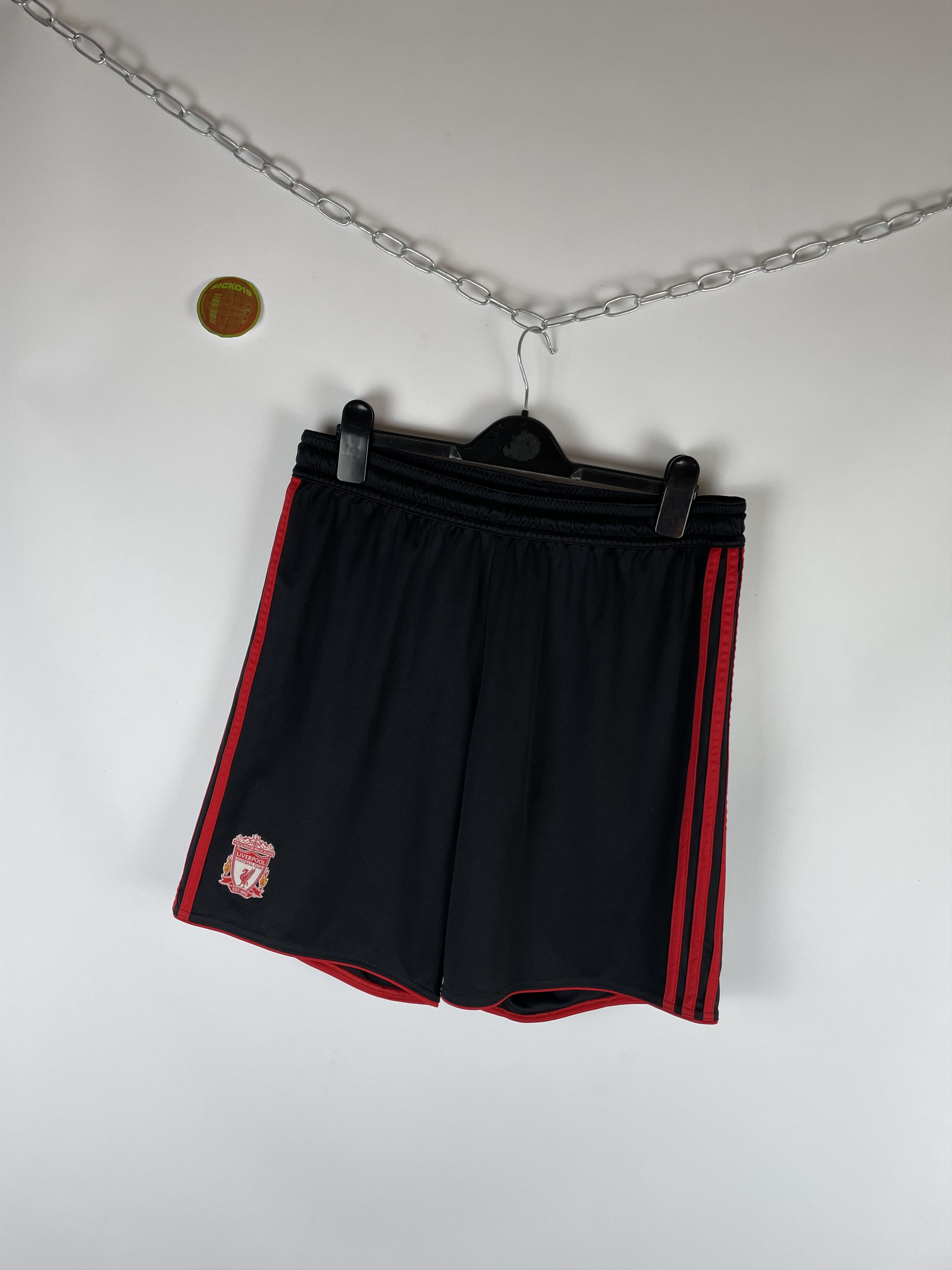 Adidas Vintage Adidas Liverpool Shorts Soccer Footbal Size US 34 / EU 50 - 2 Thumbnail