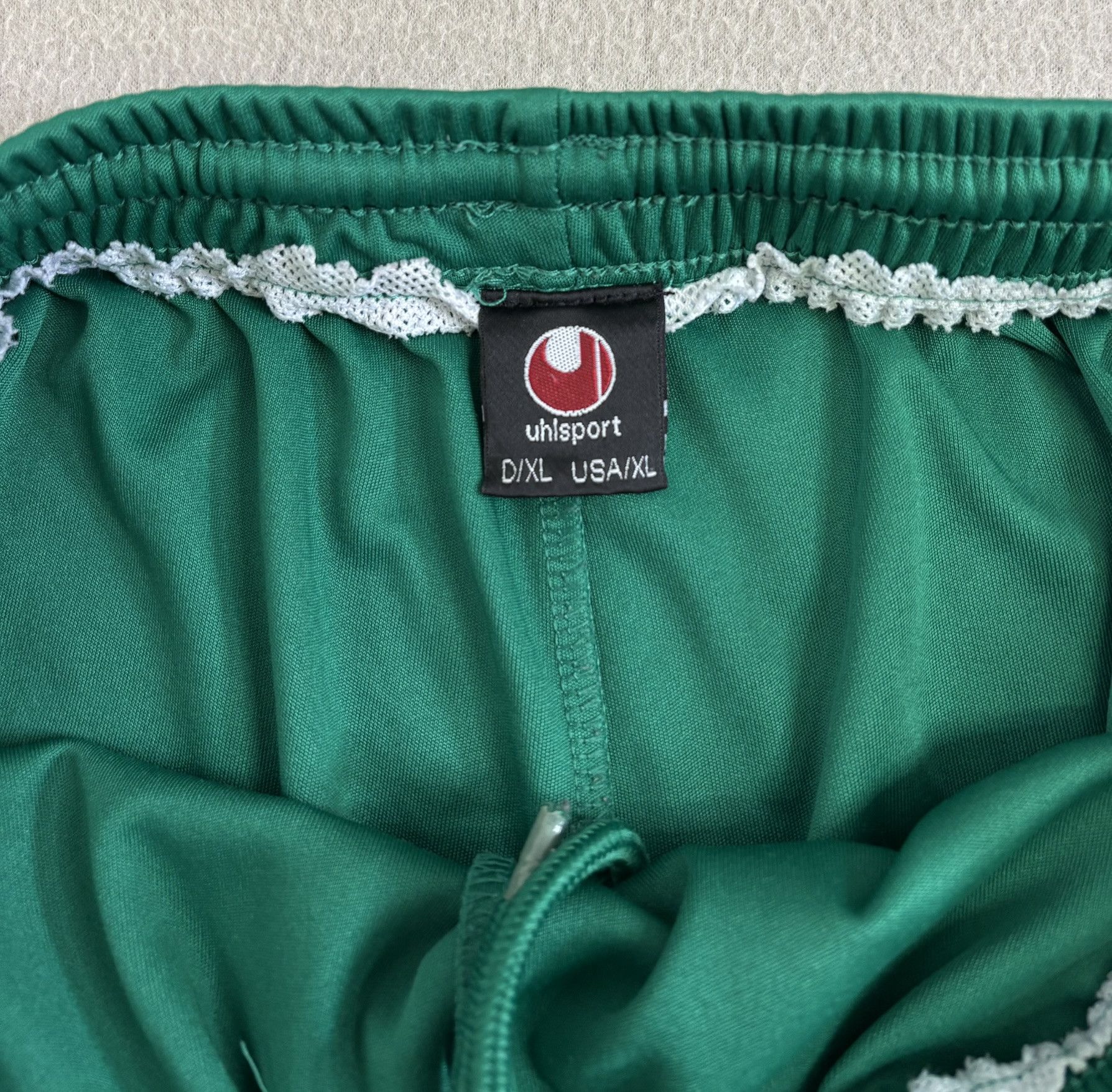 Vintage 1. FC Magdeburg Uhlsport vintage football shorts size XL Size US 40 / EU 56 - 13 Thumbnail