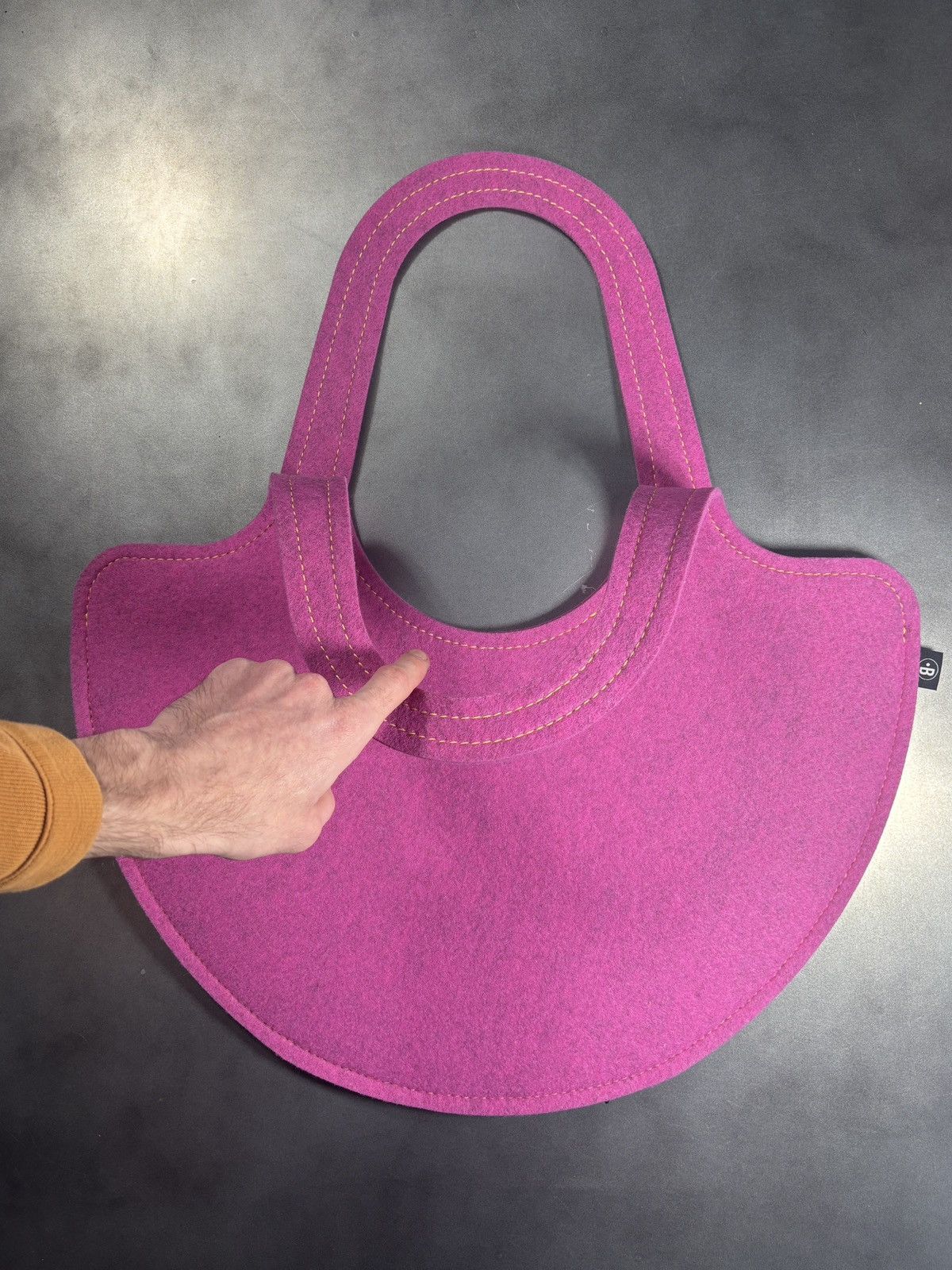 Other Felt Bag Oversized Tote Bag Felted Wool Pink Buzzi Space Size ONE SIZE - 5 Thumbnail