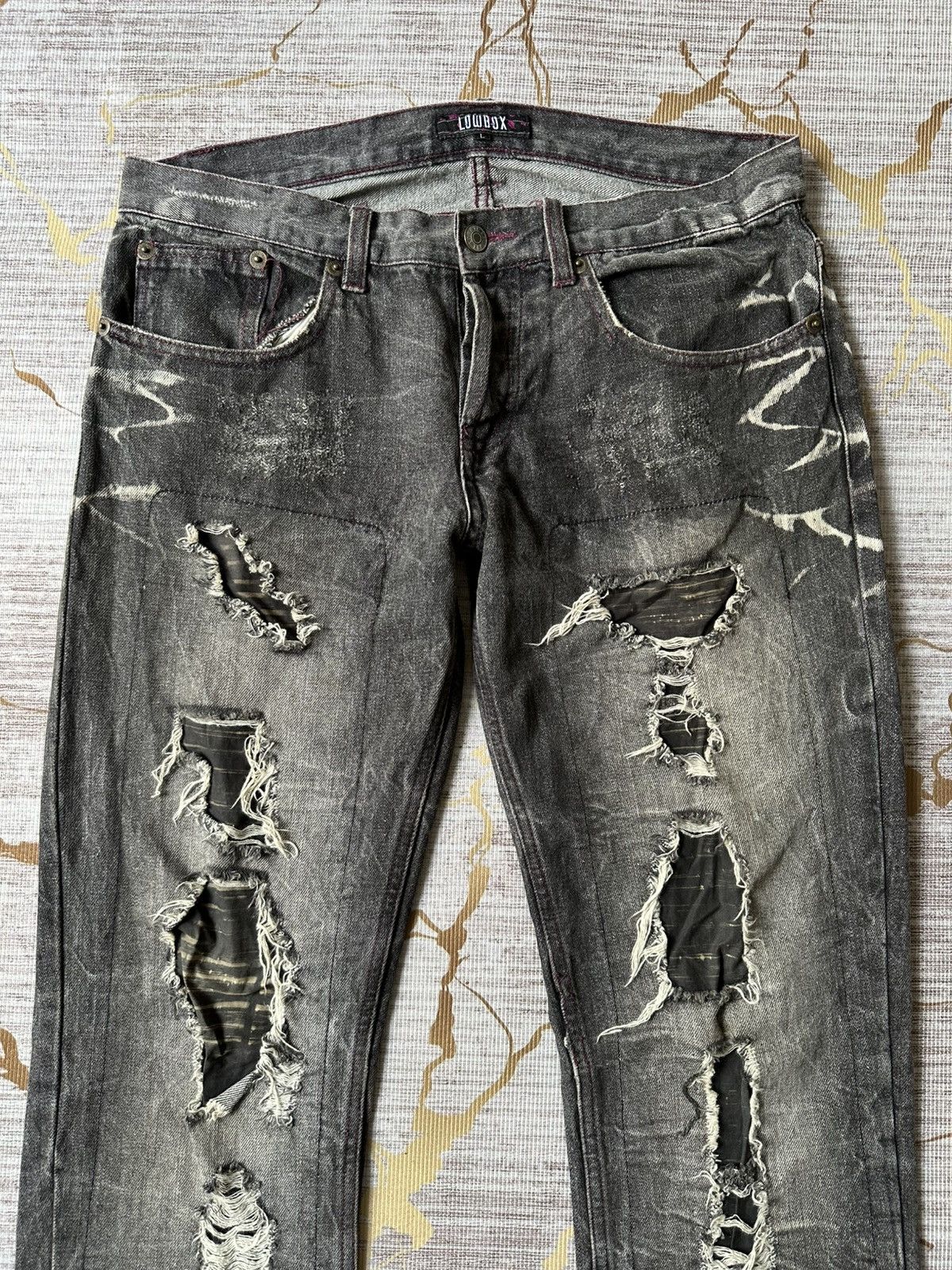Tornado Mart LOWBOX Claw Marks Distressed Design Denim Size US 33 - 5 Thumbnail