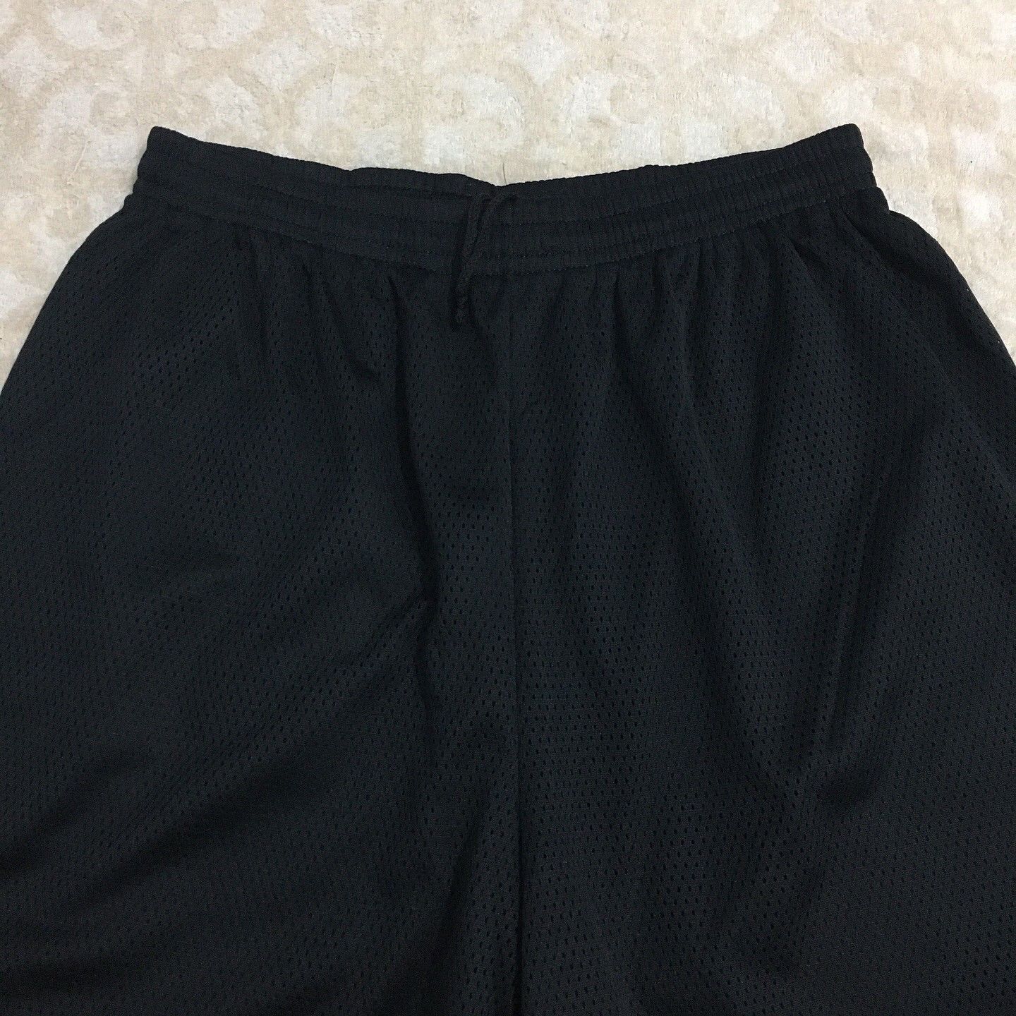 Nike Vintage Nike Mesh Usa Shorts Size US 30 / EU 46 - 3 Thumbnail