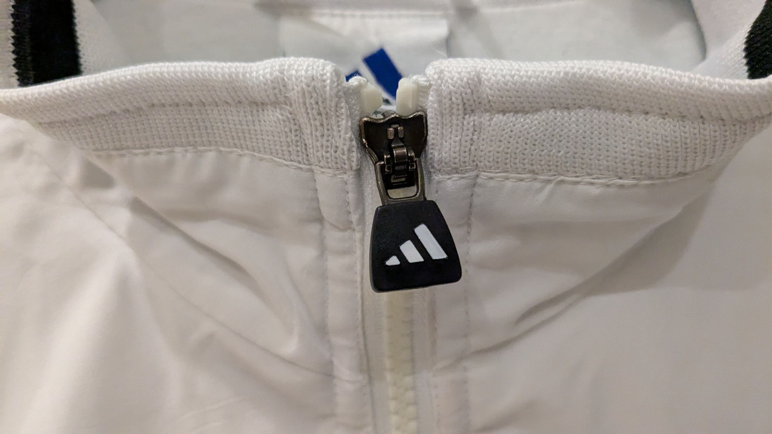 Adidas × Vintage Vintage adidas Y2K Nylon White Jacket Size US L / EU 52-54 / 3 - 5 Thumbnail