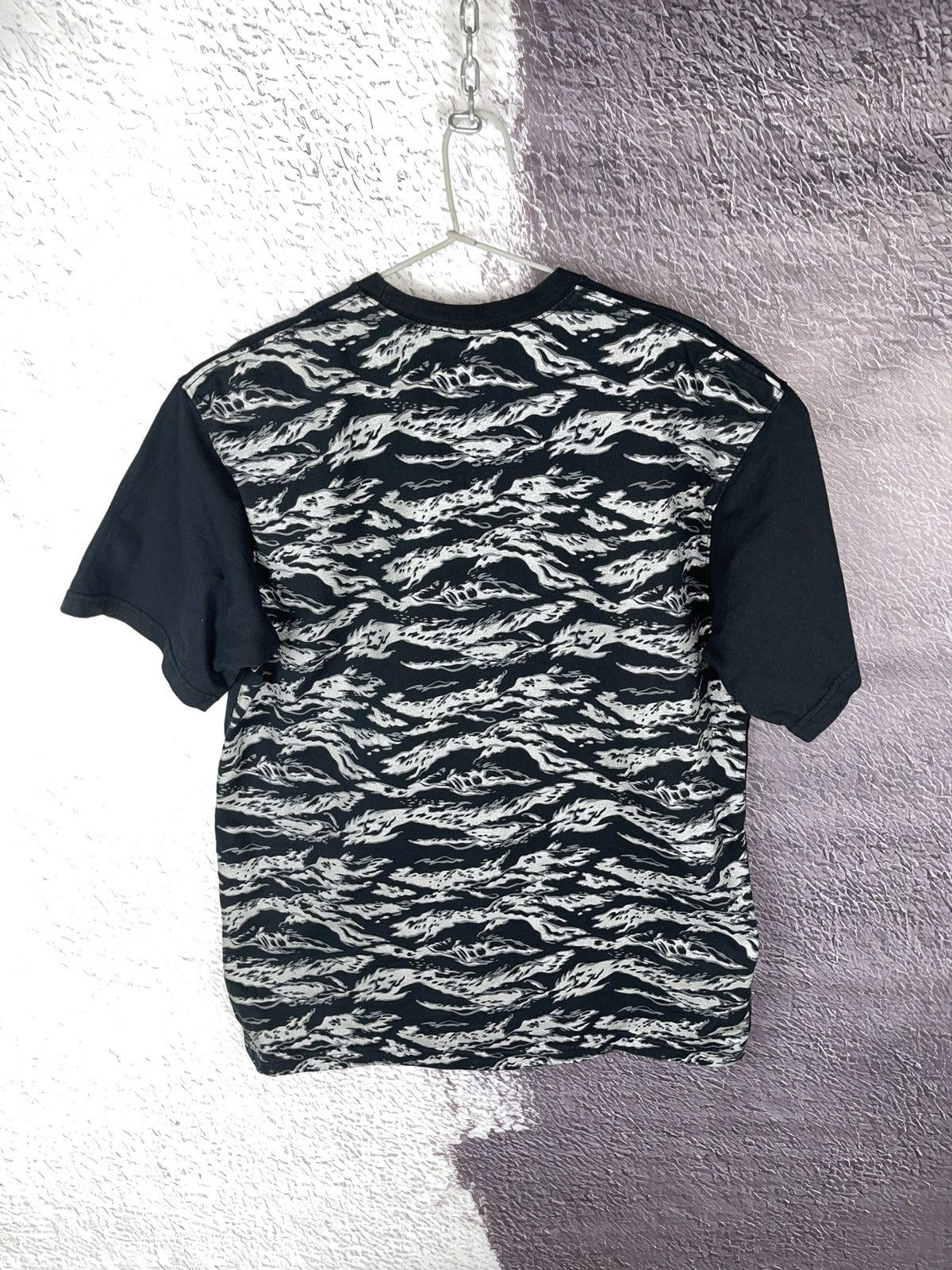 Nike × Vintage Nike x Orangemen x Be True vintage y2k reflective logo tee Size US L / EU 52-54 / 3 - 14 Thumbnail