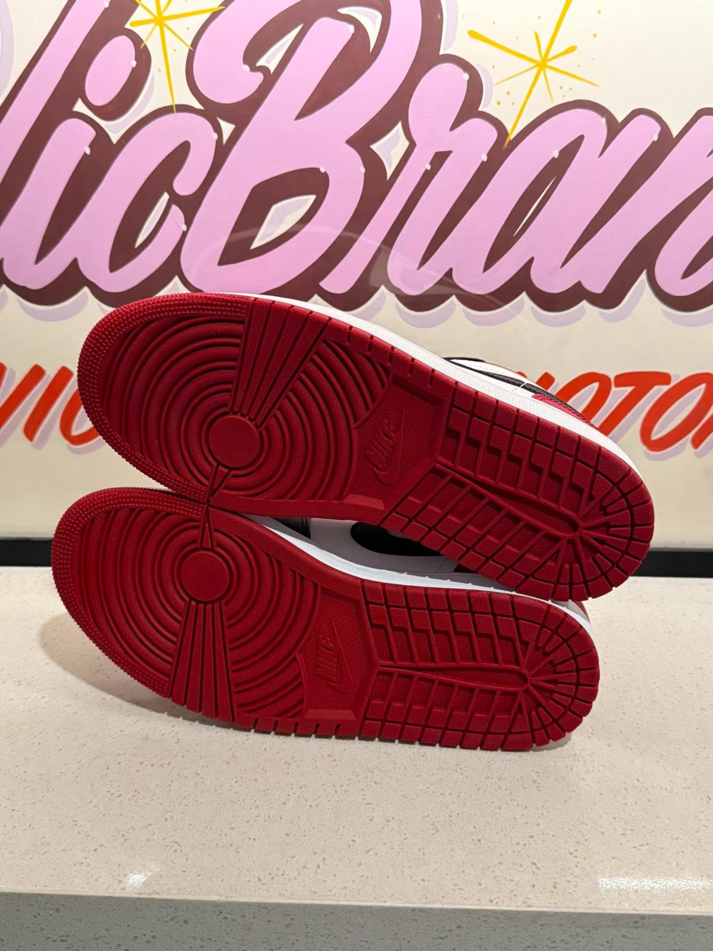 Nike Jordan Air Jordan 1 Low "Bred Toe" Ｑ20 Size US 8 / EU 41 - 4 Thumbnail
