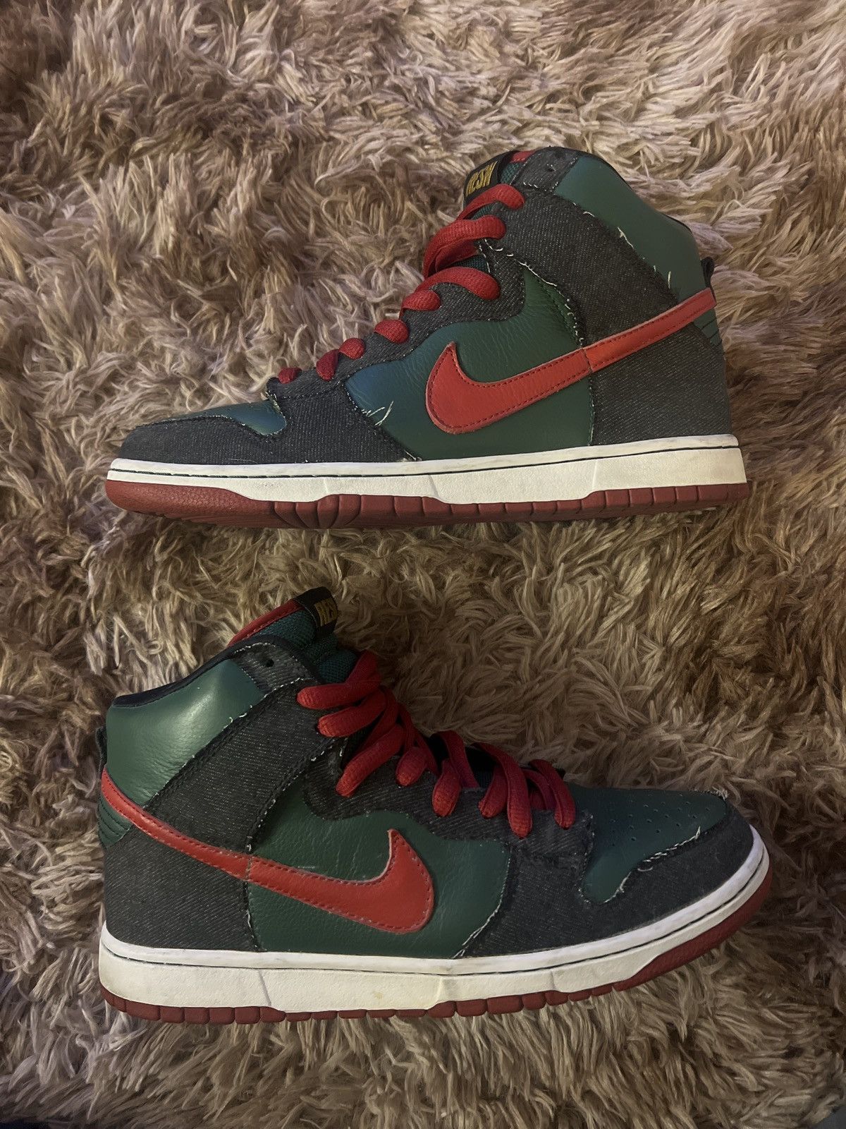 image of Nike Sb Dunk Hi “Resn” Shoes in Green, Men's (Size 9.5)