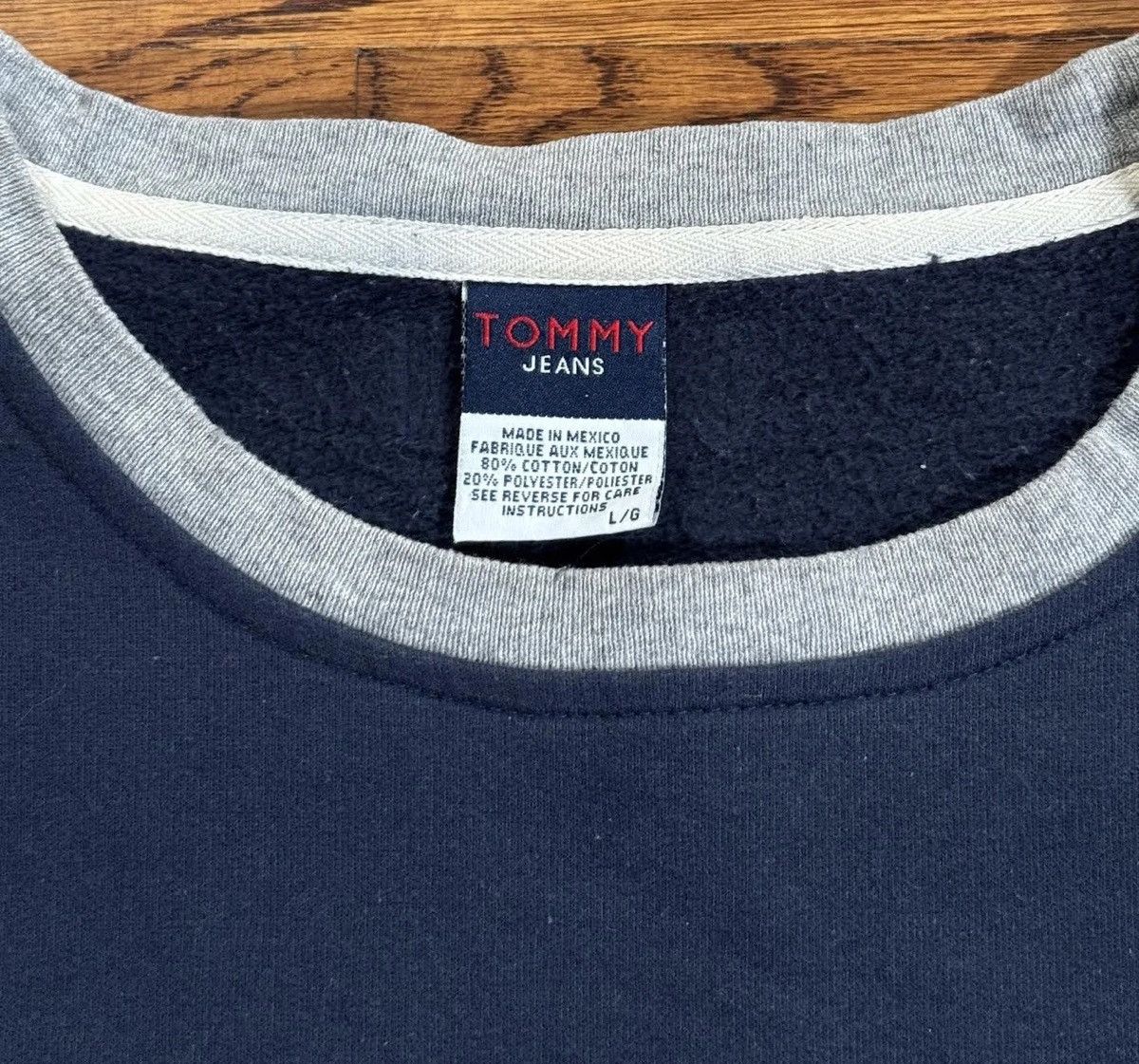 Tommy Hilfiger Vintage Tommy Jeans Long Sleeve Shirt (Size L) Size US L / EU 52-54 / 3 - 3 Thumbnail
