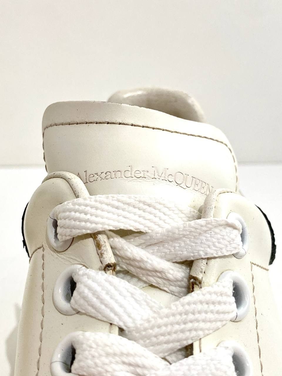 Alexander McQueen Alexander McQueen White Logo Oversize Shoes Sneakers Size US 6 / IT 36 - 13 Thumbnail
